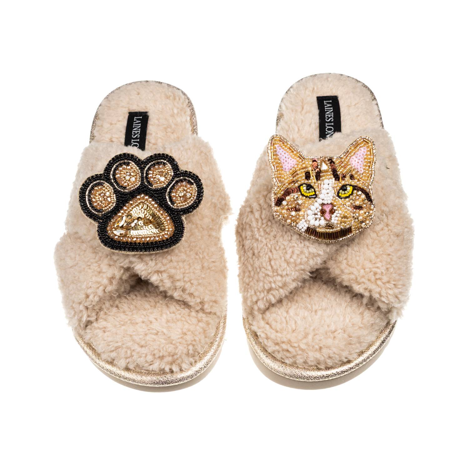Laines London Women's Brown / Neutrals Laines Netural Boucle Slippers With Ginger Cat & Paw Brooches - Oatmeal