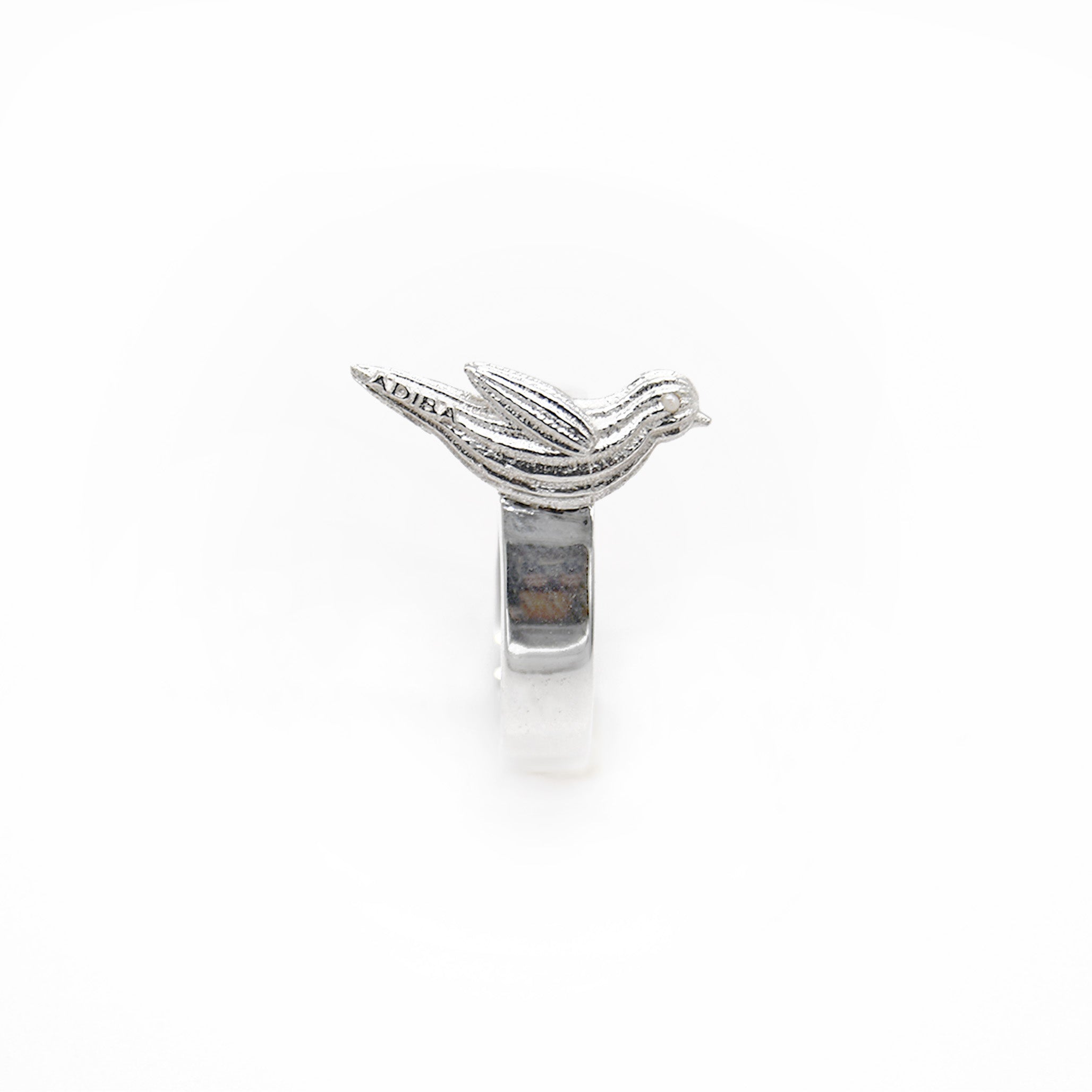 Adiba Women's Robin Pearl Silver Ring In Metallic