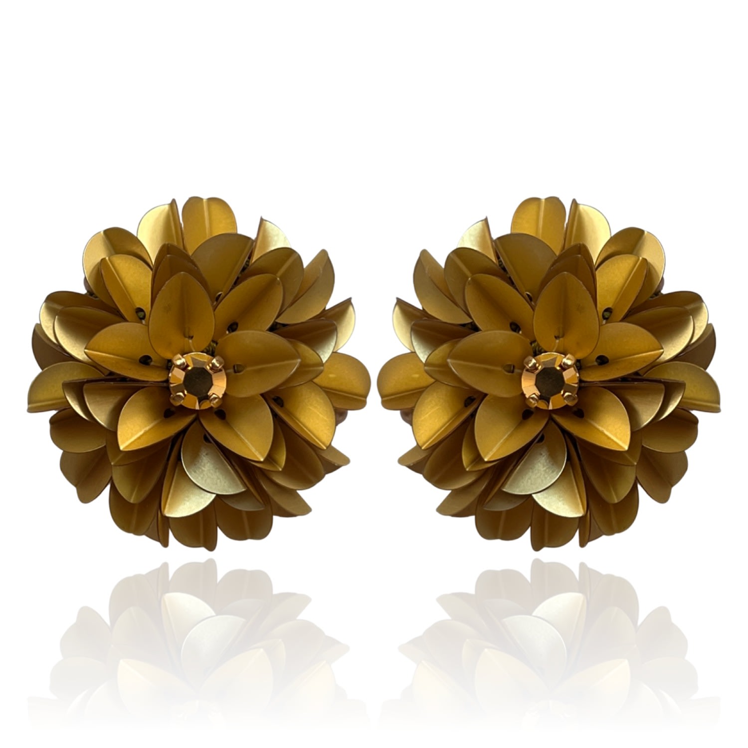 Pinar Ozevlat Women's Blossom Studs Satin Gold