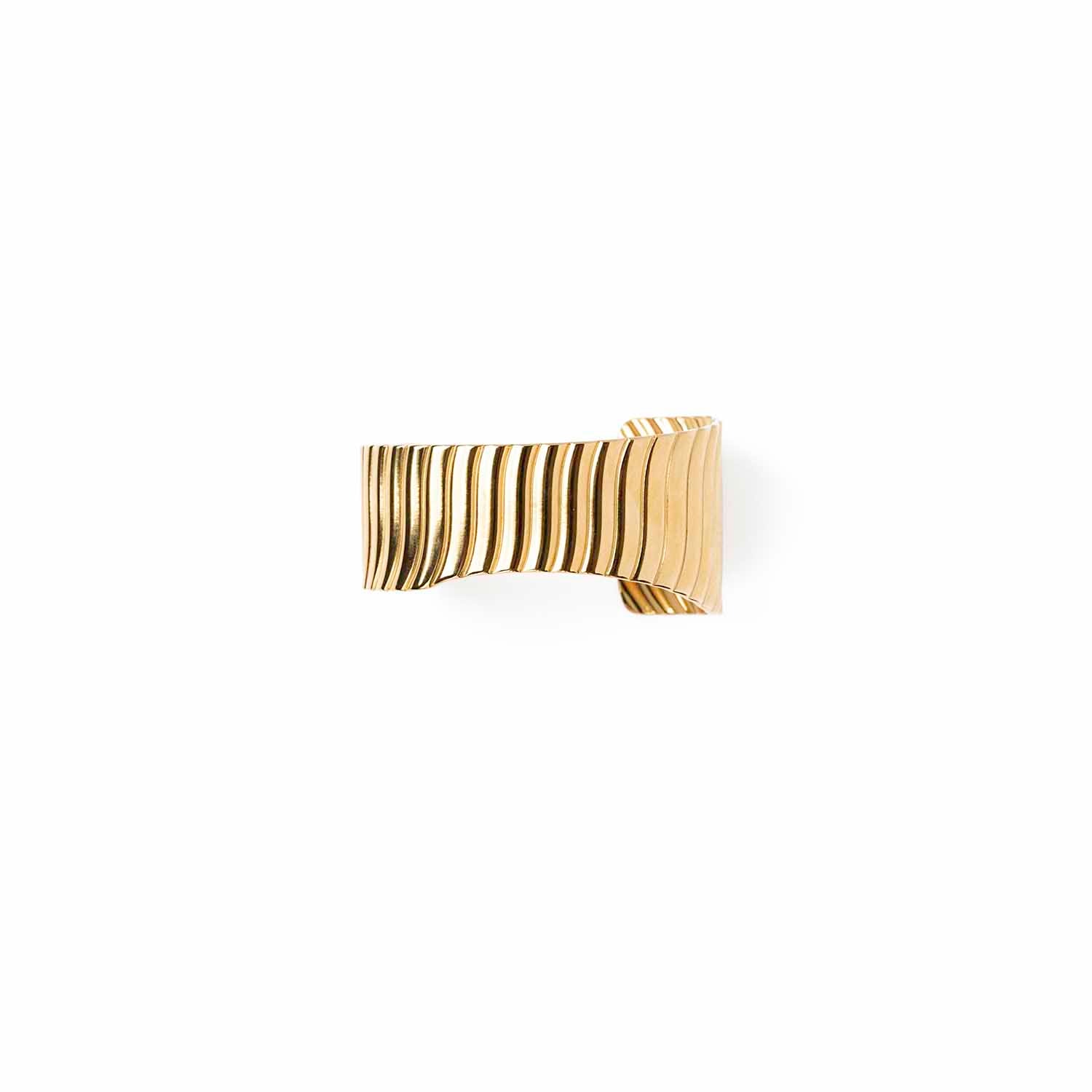 Superdivajewellery Women's Montego Glow Cuff Gold In Gold