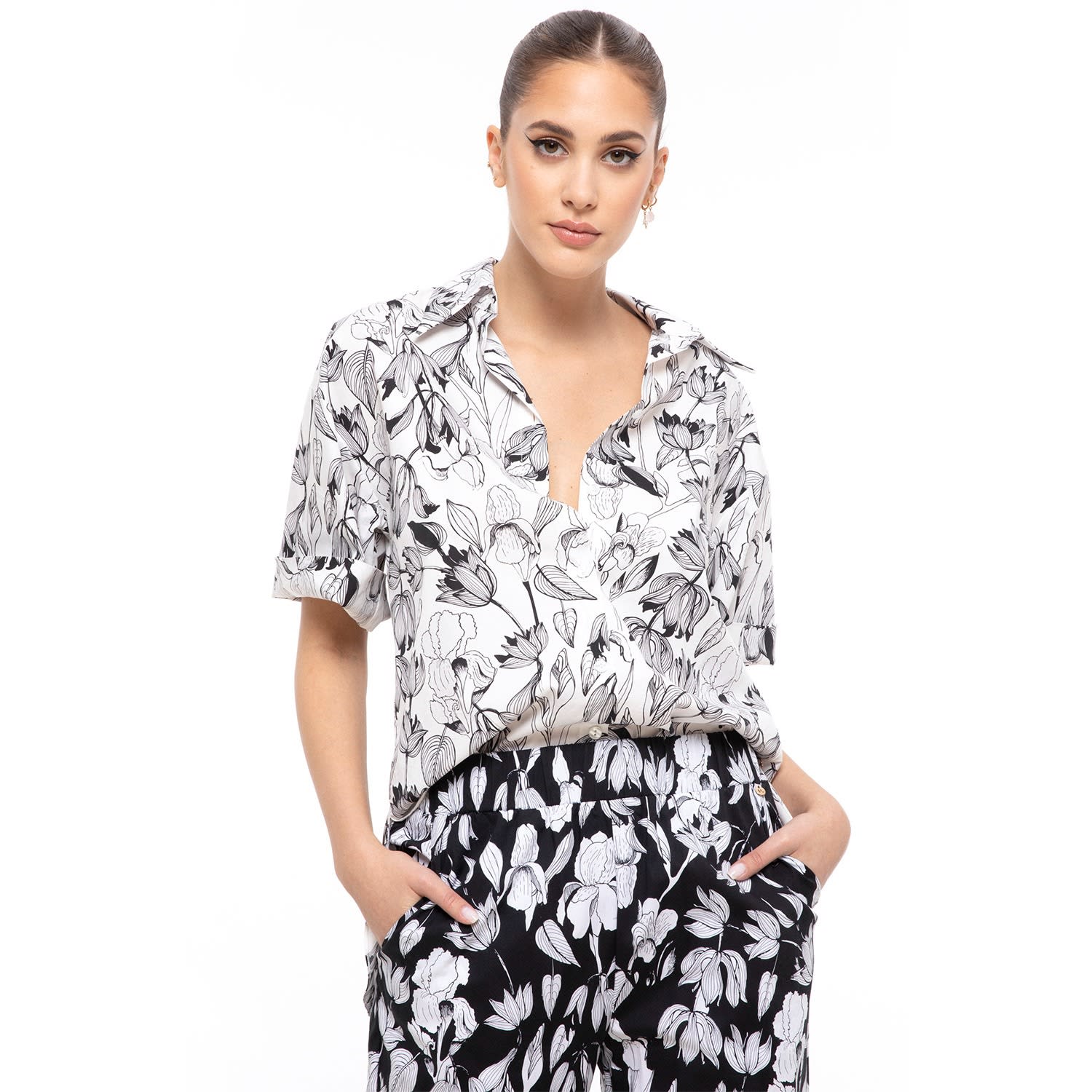 Poplin shirt with all-over floral print