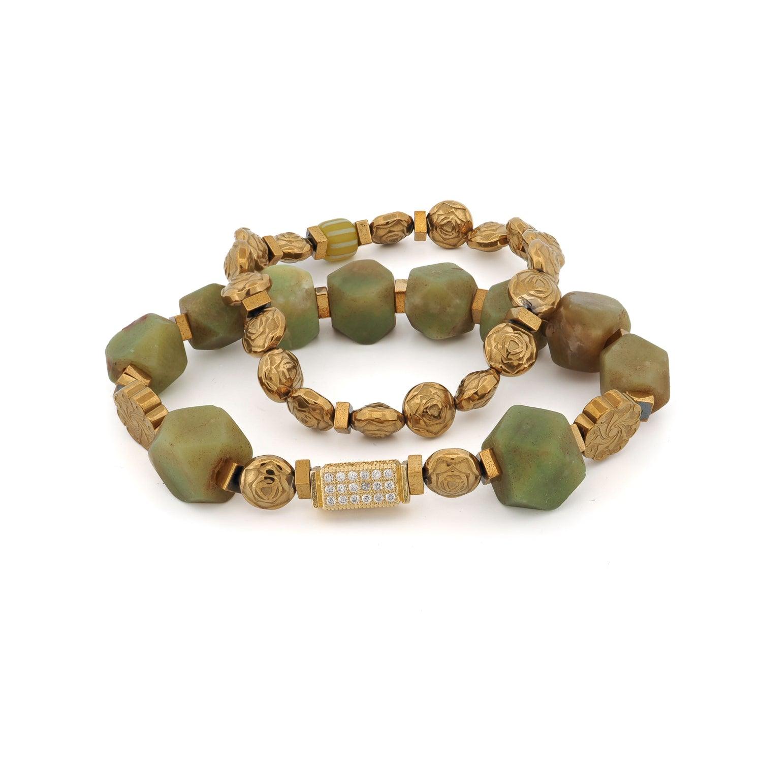 Ebru Jewelry Women's Gold / Green Spiritual Garden Natural Jade & Gold Bracelet Set - Green