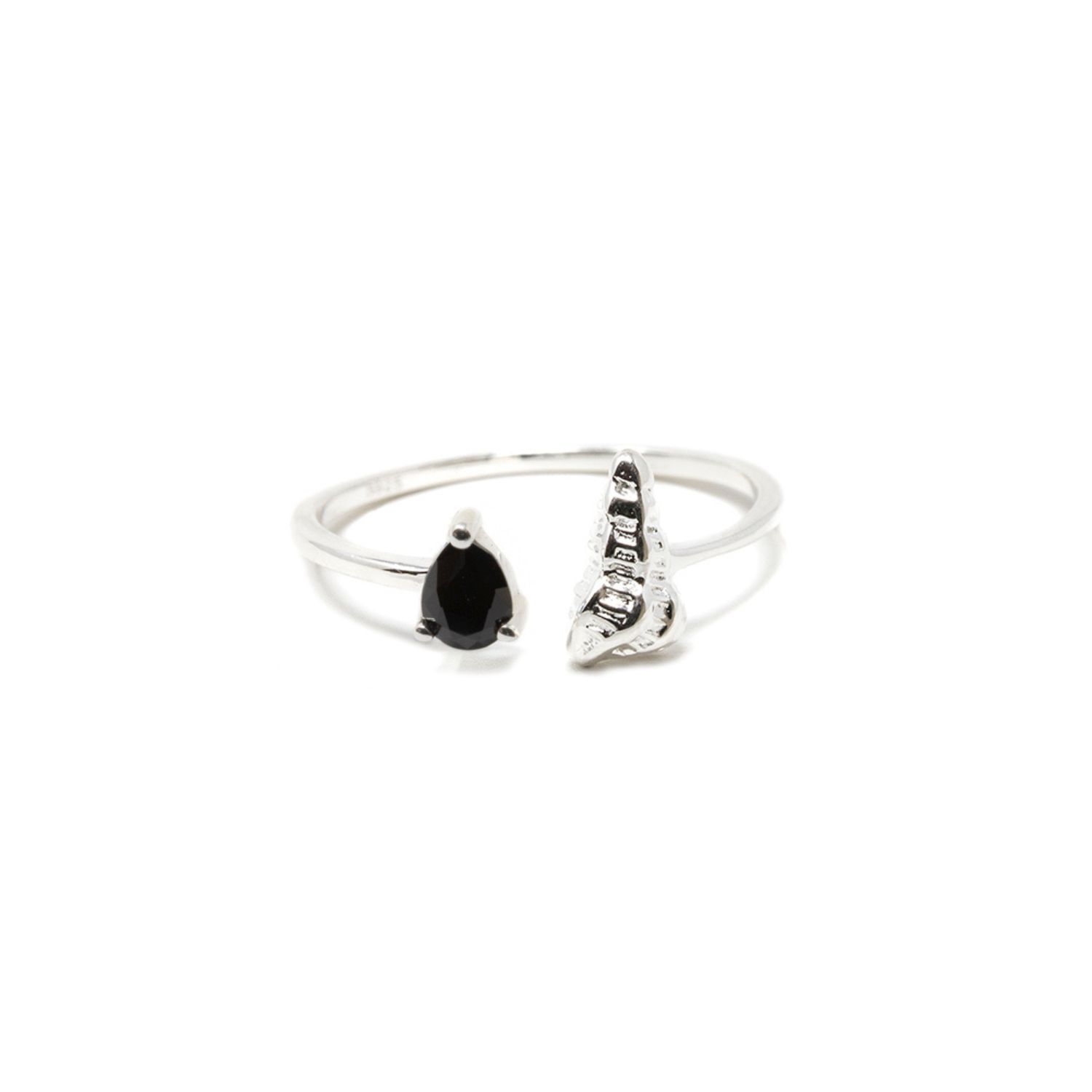 Nasi Silver Women's Black Shell Sedef Ring- Onyx, Silver In Metallic