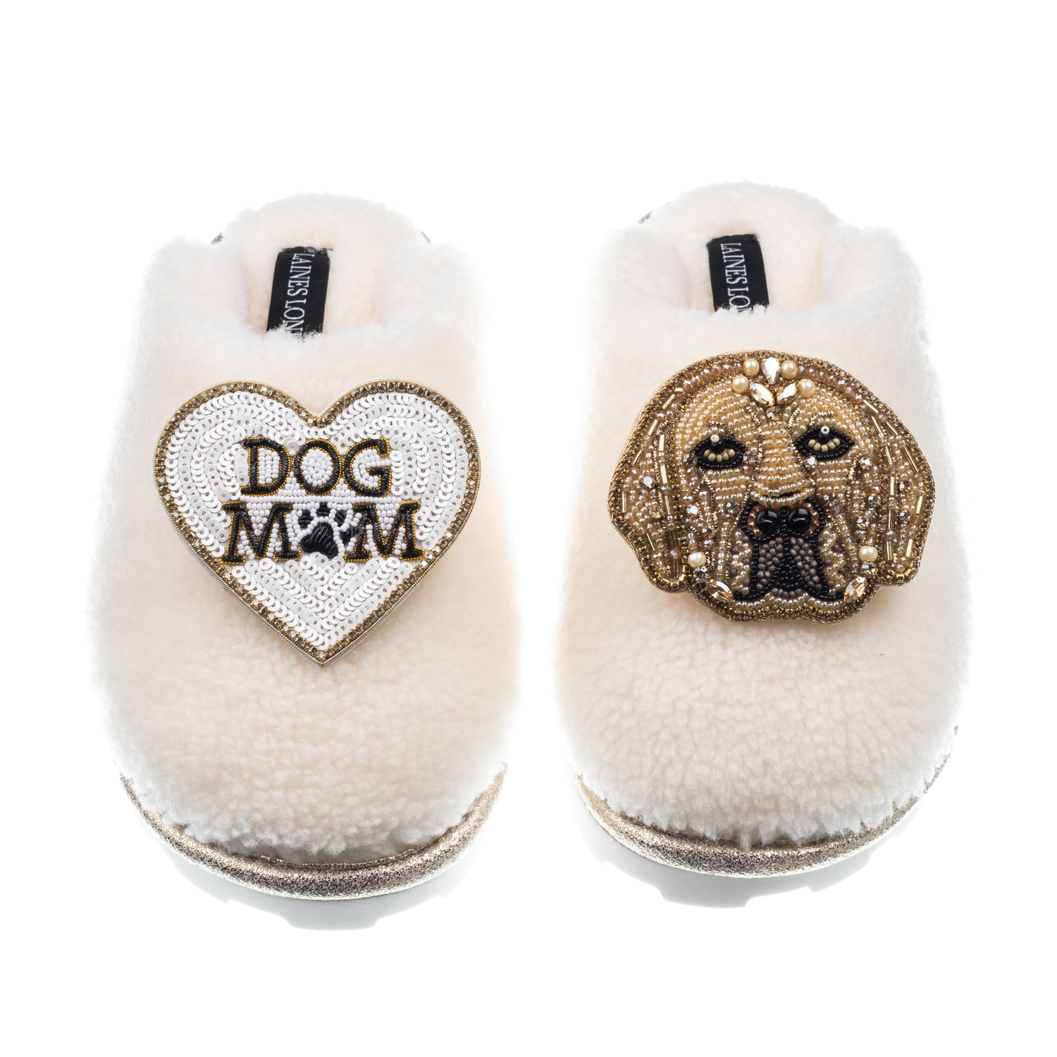 Laines London Women's White Teddy Closed Toe Slippers With Skip The Golden Lab & Dog Mum / Mom Brooches - Cream