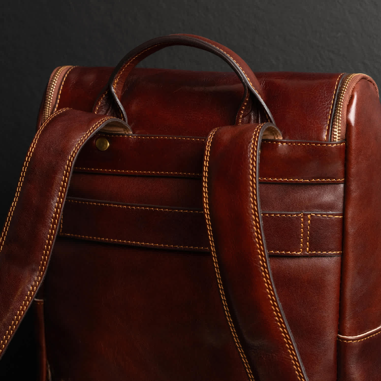 city odyssey leather backpack VN151 Travel  Vionentus and comfortable padded shoulder straps for all Large Brown Leather Backpack For