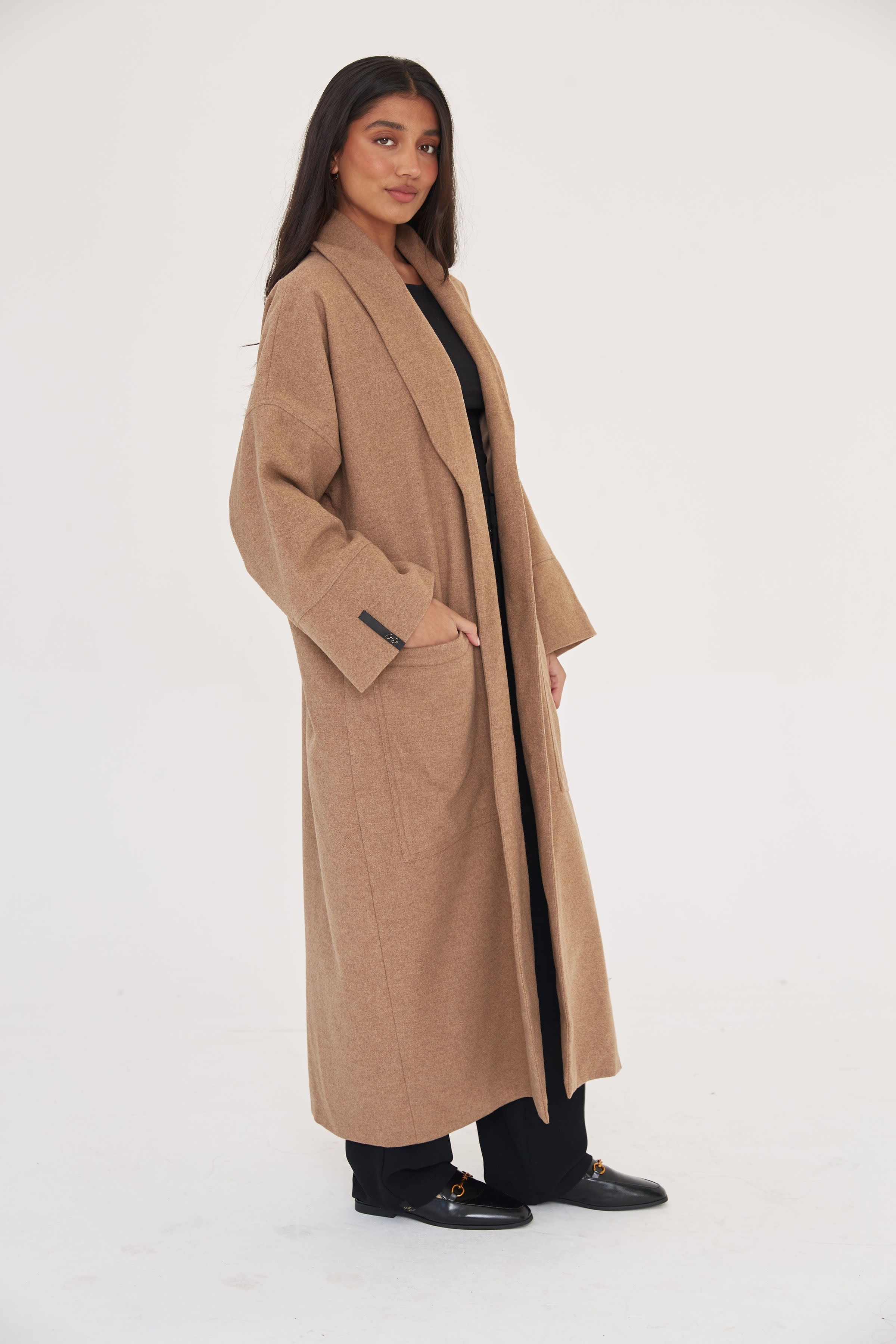 18 Best Wool Coats For Women To Wear In Winter 2023-2024