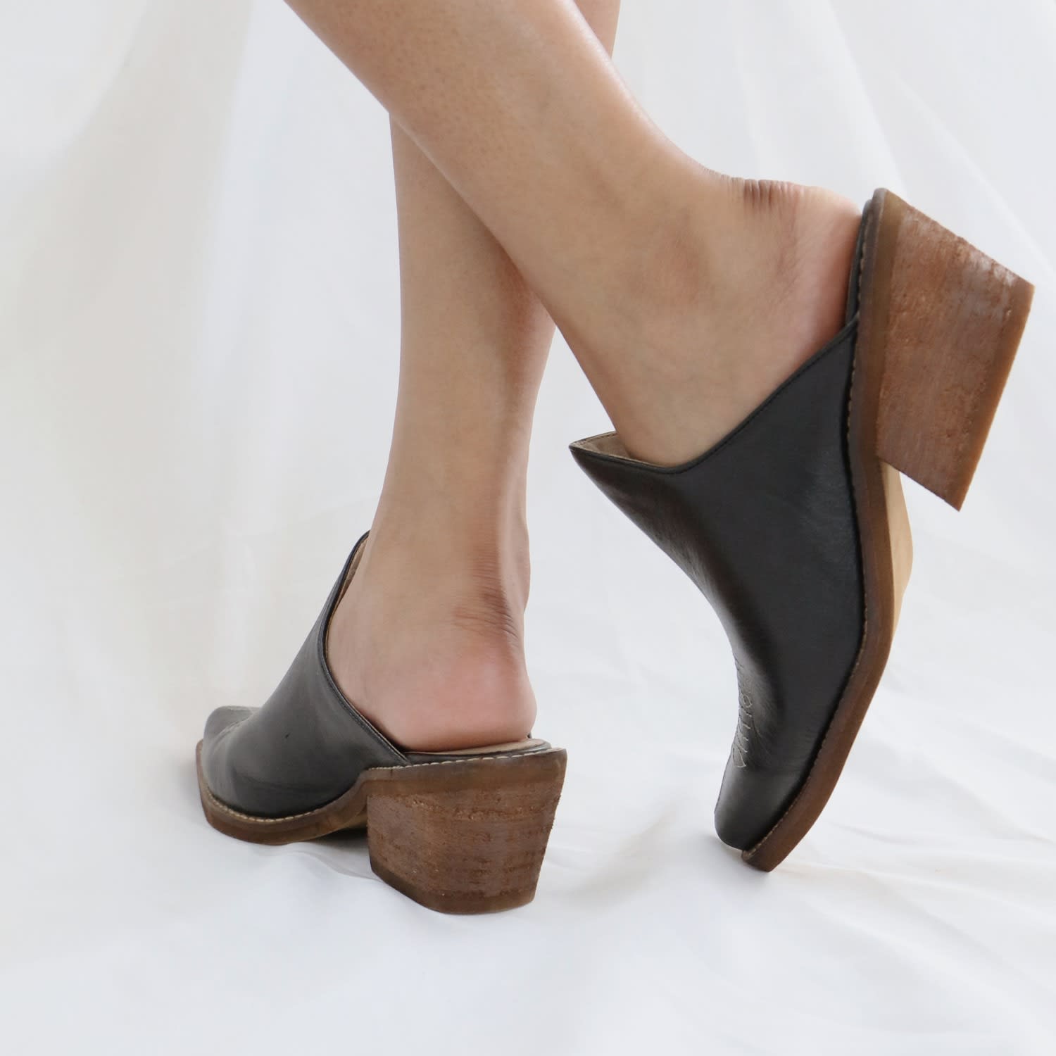 Heritage Western Mules In Black Leather by STIVALI NEW YORK