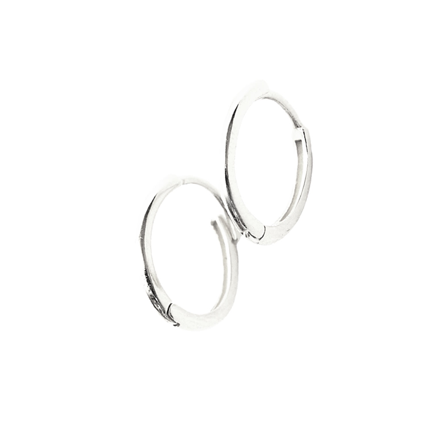 Spero London Women's Sterling Silver Oval Small Hoop Earring - Silver In Silver