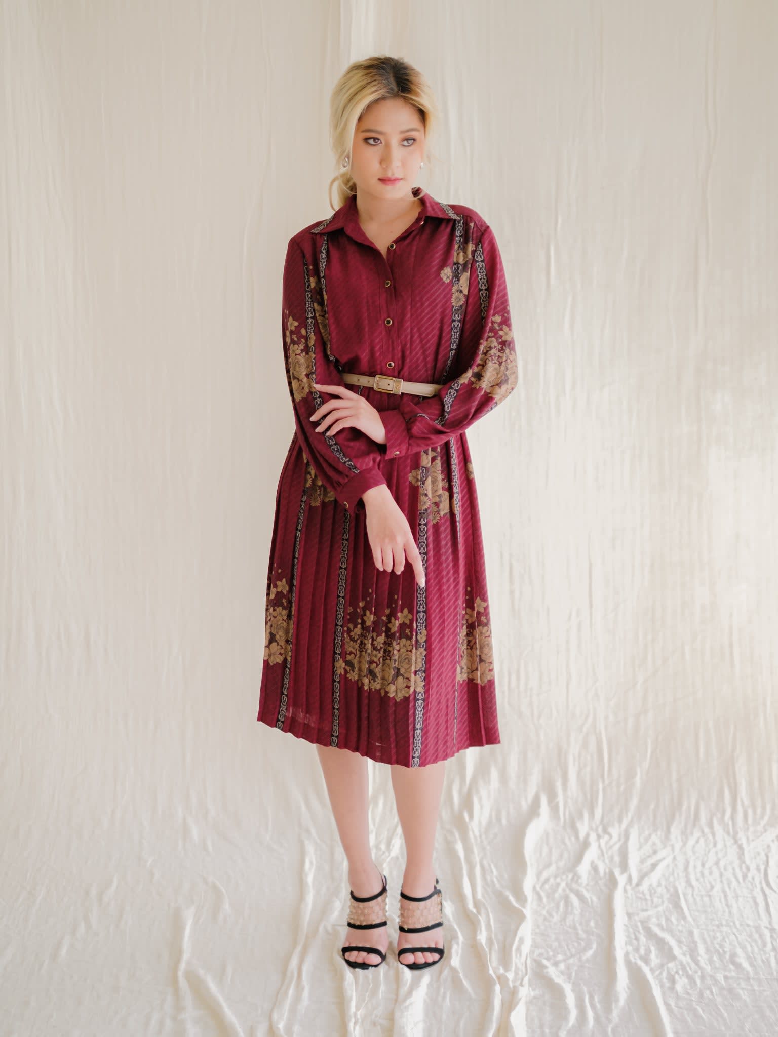 Maroon vintage dress sales
