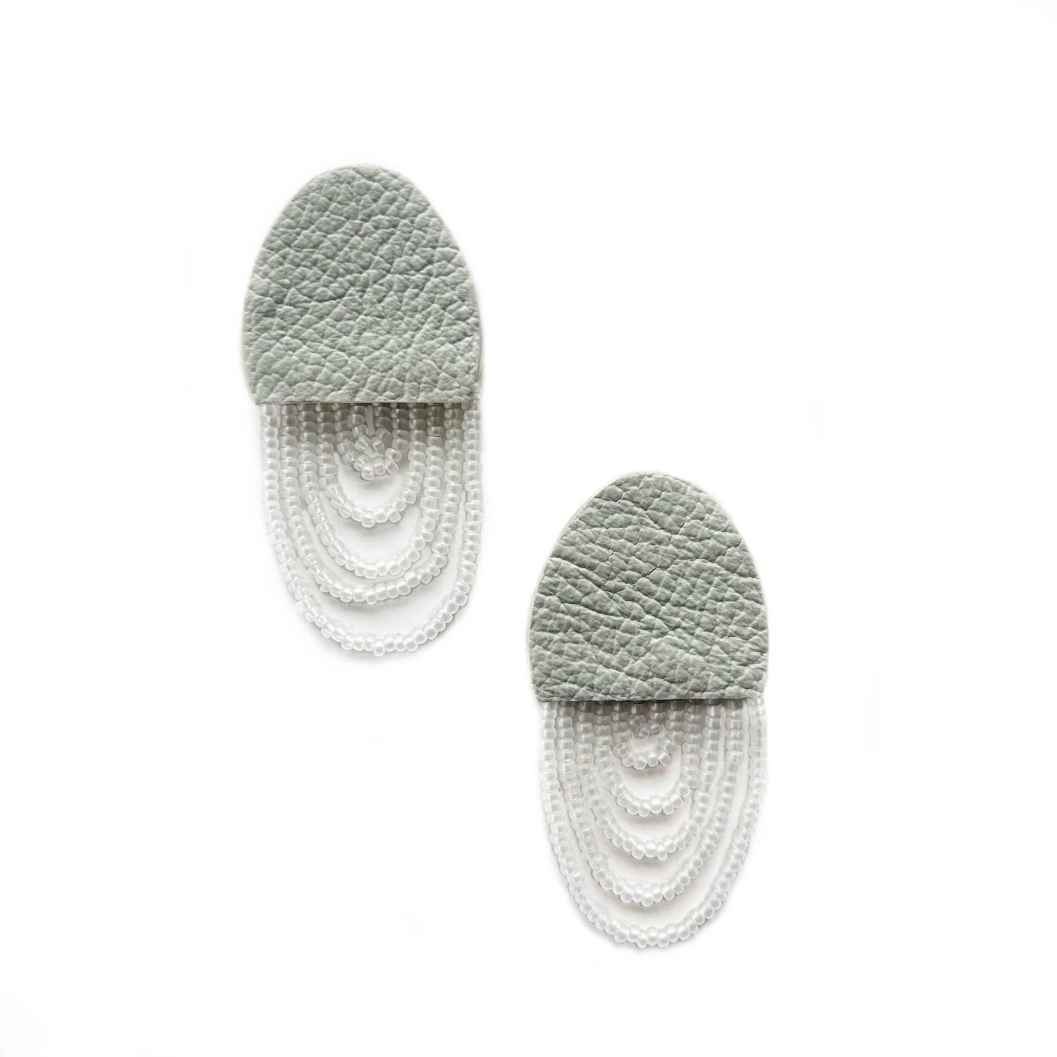 Waiwai Women's Aura Glass Bead Leather Earrings Off-white