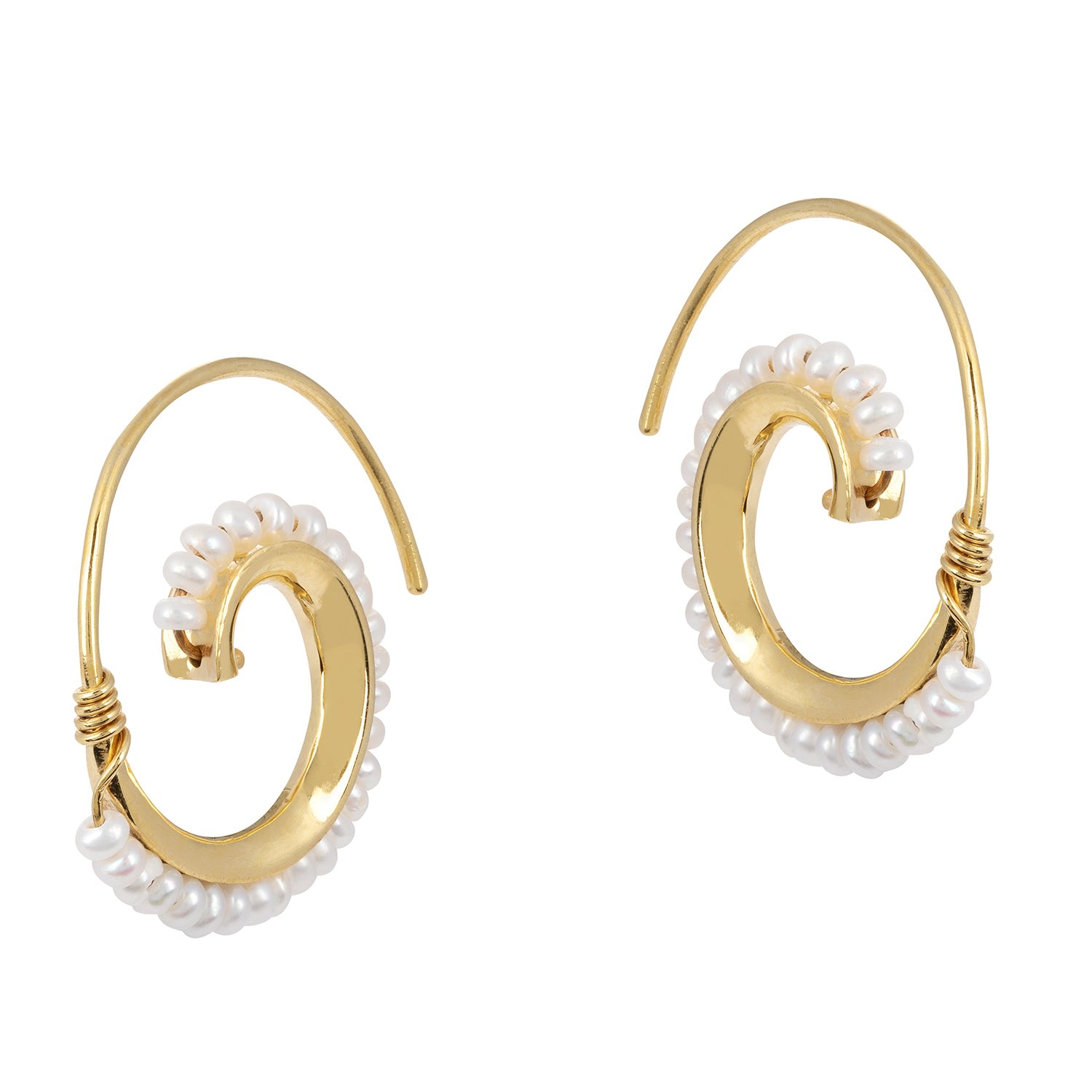 Women’s Gold Venus Pearl Shell Earrings Amadeus