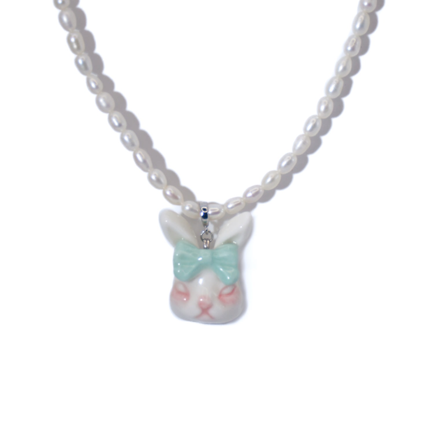 H2 Studio Women's Green Grumpy Bunny Mint Bow Tie Freshwater Pearl Necklace