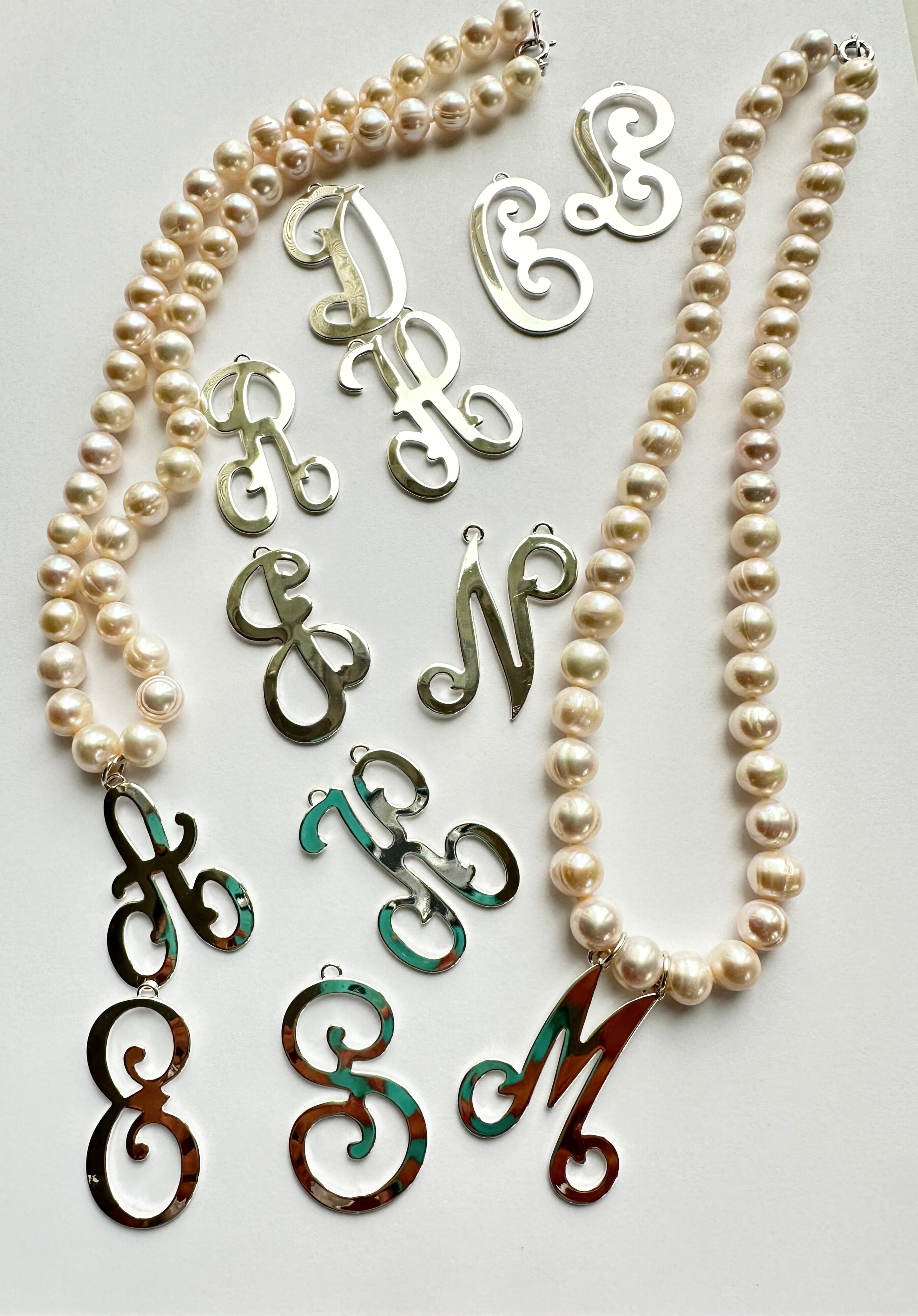 The Pink Reef Women's White  Cultured Pearl Sterling Silver Initial Necklace In Metallic