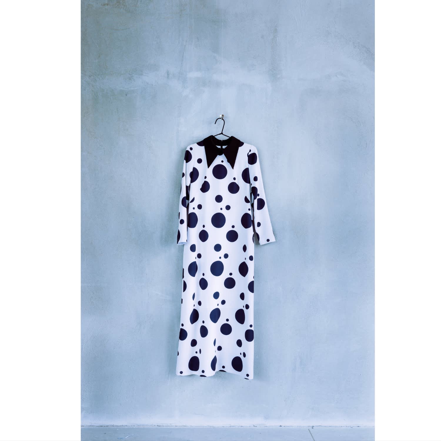 Blue polka dot dress with white collar hot sale