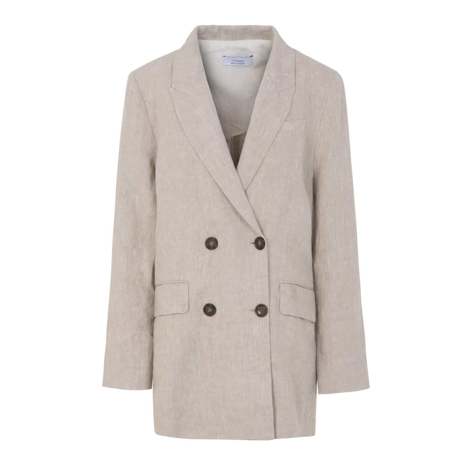 loose fitting linen clothing