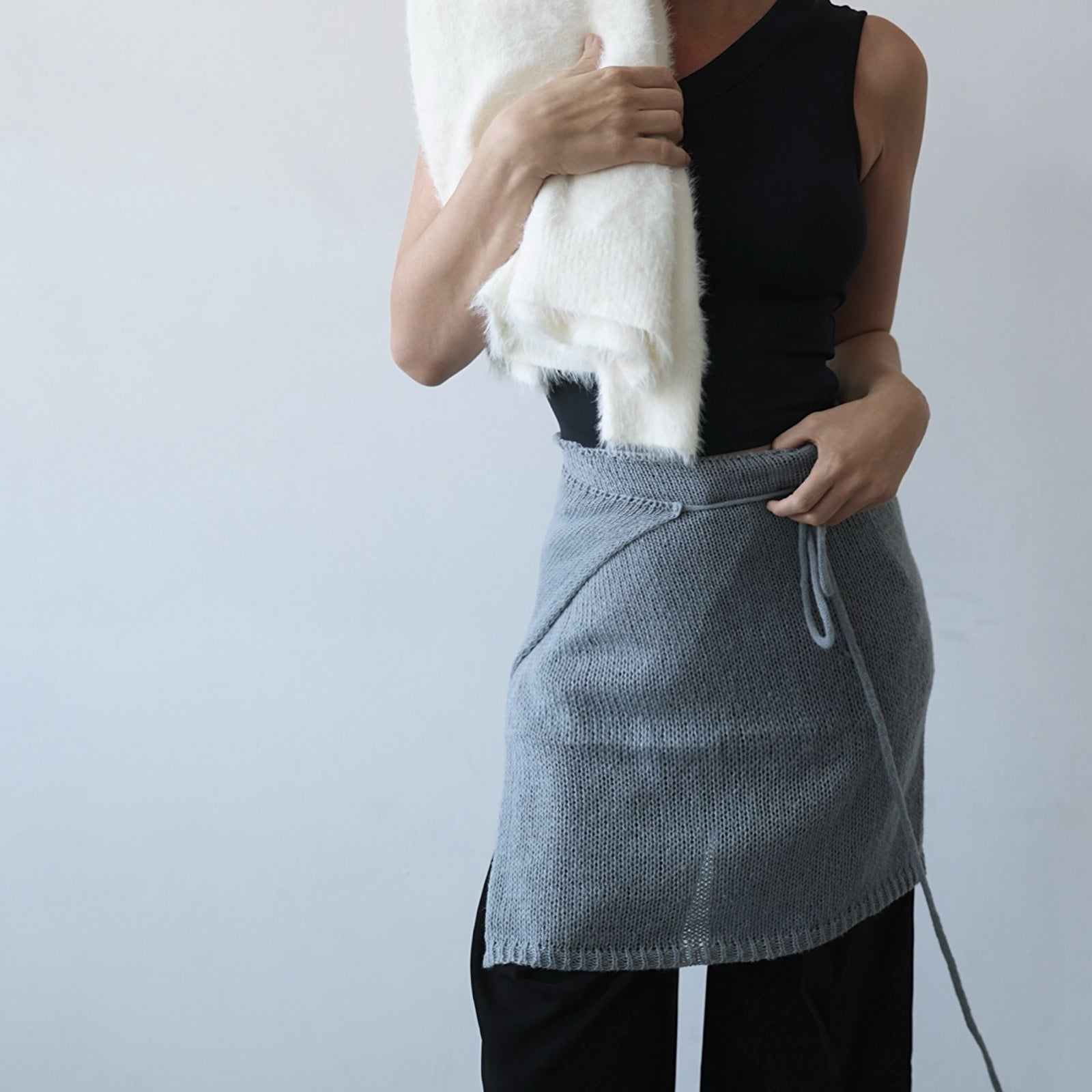 grey-wrap-knitted-apron-