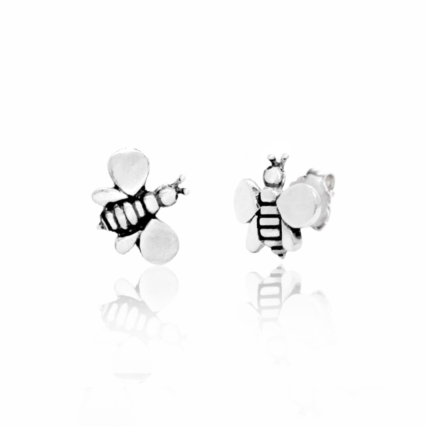 Unaloe Women's Sterling Silver Earrings With Small Bee