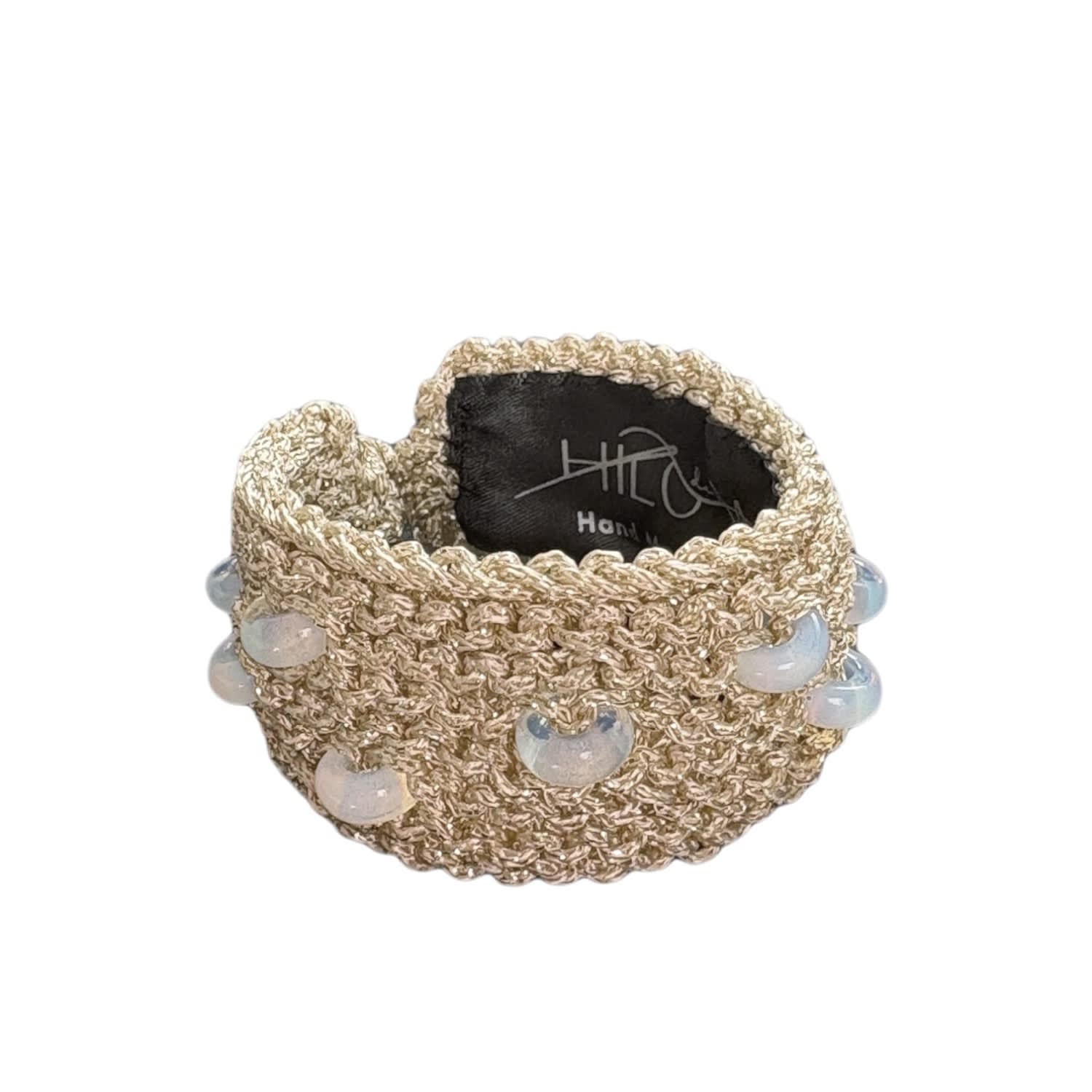 Hilo De Mar Women's Cute Narrow Bracelet With White Crystals In Gold