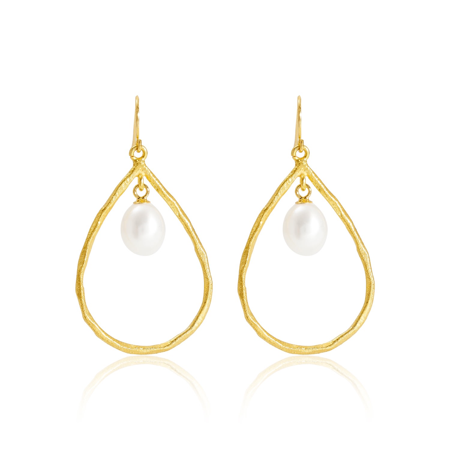 Pearls Of The Orient Online Women's White / Gold Credo Brushed Gold Vermeil & Pearls Drop Earrings In Multi