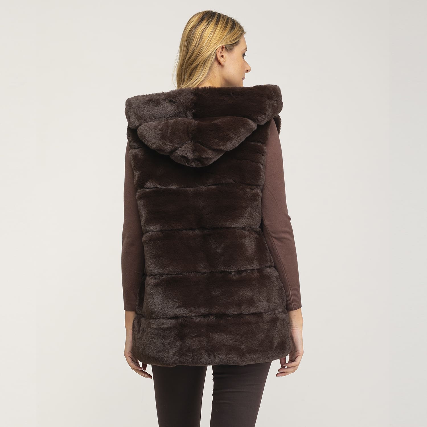 Hooded Fur Vest With Zip Closure Brown | TANTRA SPAIN SL | Wolf