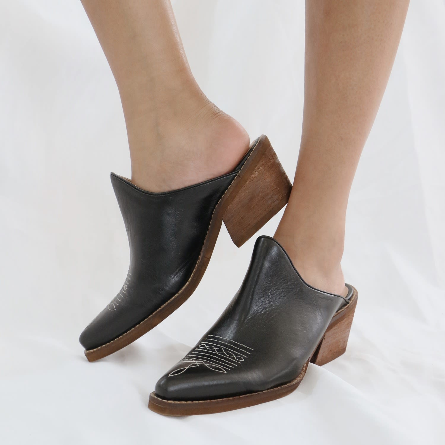Heritage Western Mules In Black Leather by STIVALI NEW YORK