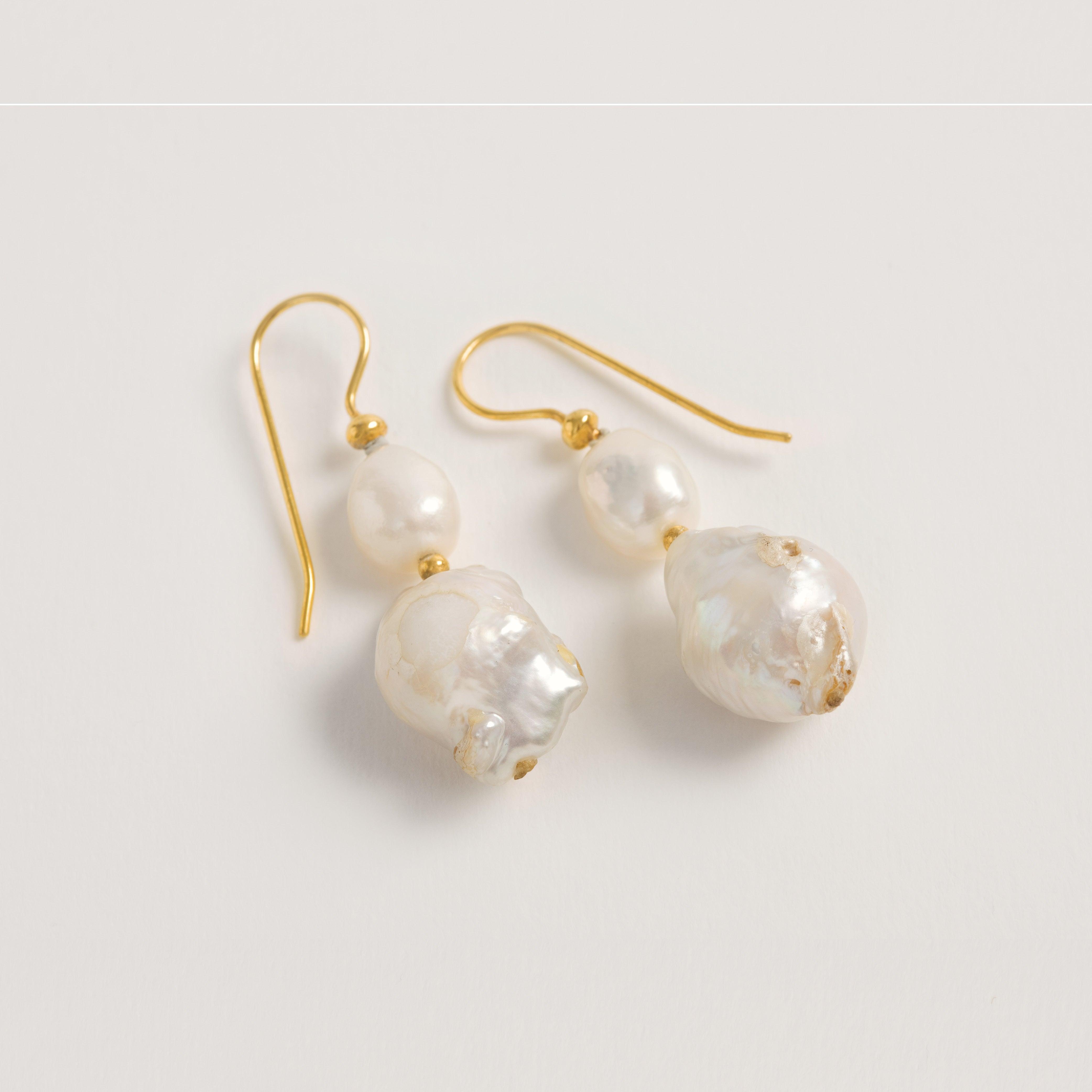 Freya Rose Women's Gold / White Baroque Pearl Mid Drops In Gold