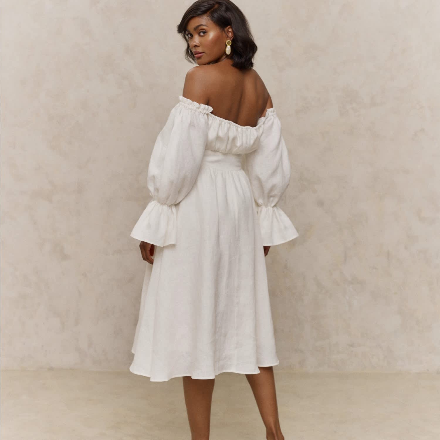 Simone Off The Shoulder Linen Midi Dress - Ecru | HERVANR ...