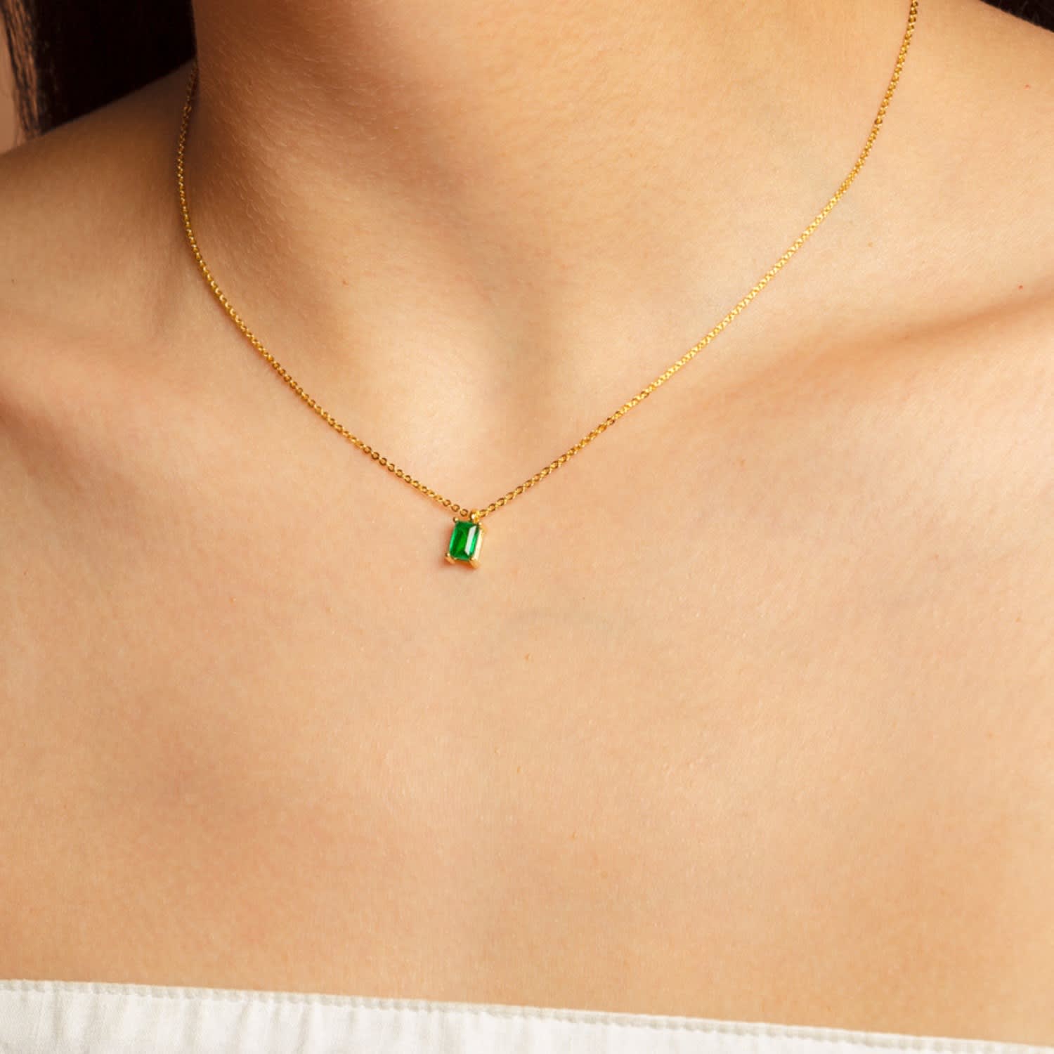 Tiny emerald necklace sale