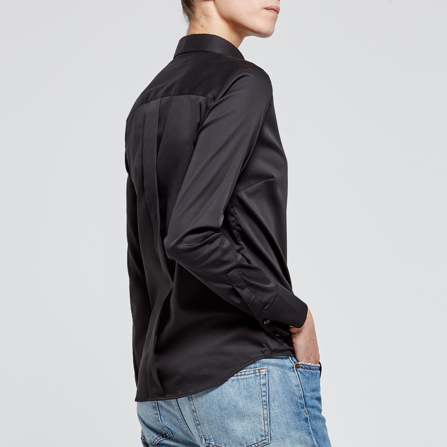 Essential02 Black Shirt (XL) Aline Clothing Wolf & Badger