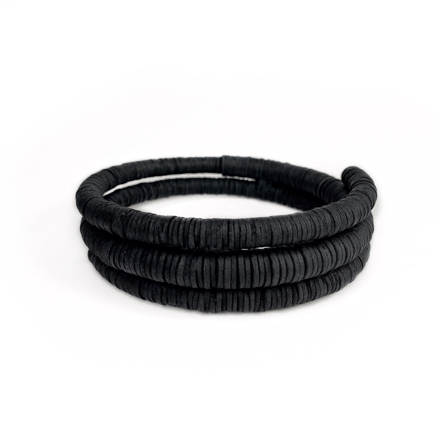 Waiwai Women's Continuous Coil Leather Choker Black In Black