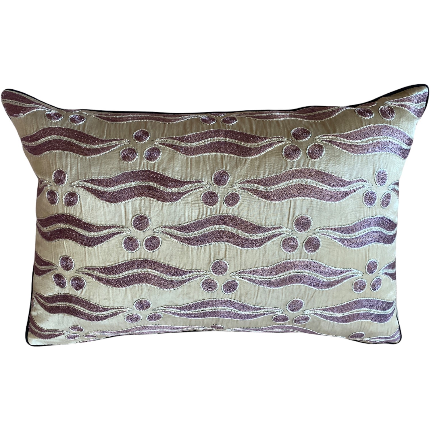 Pink / Purple Mauve ’Lip’ Suzani Cushion Punica