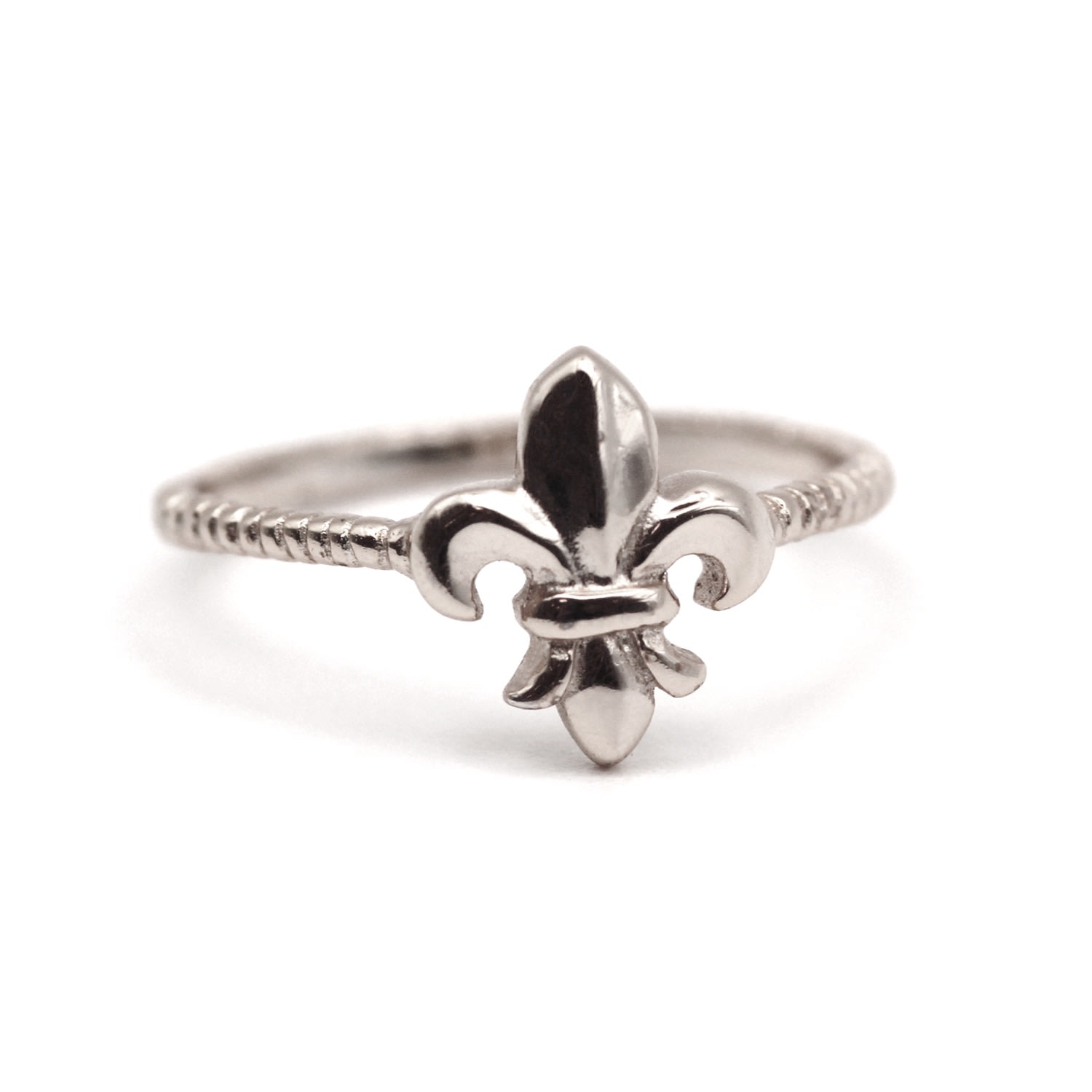 Vicstonenyc Fine Jewelry Women's Antique Fleur De Lis White Solid Gold Ring In White