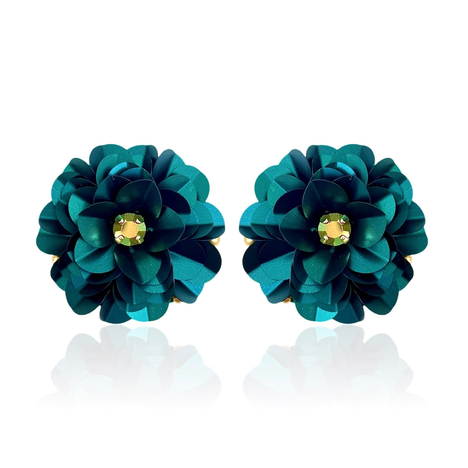 Pinar Ozevlat Women's Green Blossoms Forest In Blue