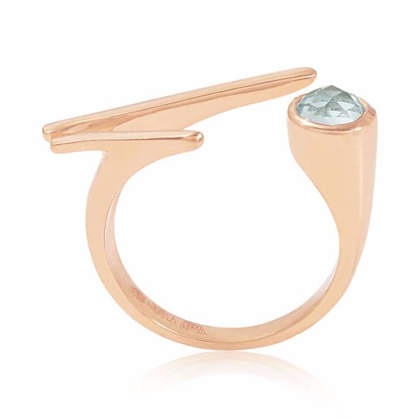Neola Roxanne Rose Gold Ring With Topaz In Gold