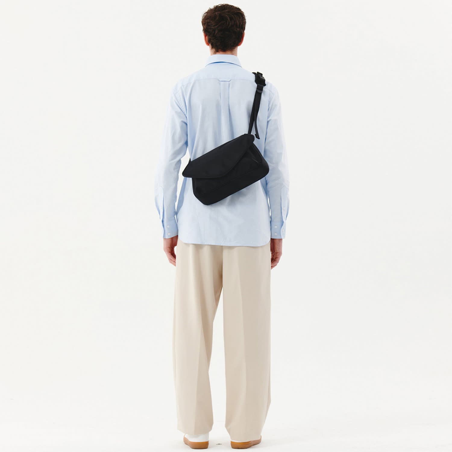 ☆HAH ARCHIVE☆ Shell Cross Bag Black S#scb_ Shell Crossbody Bag - Black | HAH ARCHIVE | Wolf & Badger
