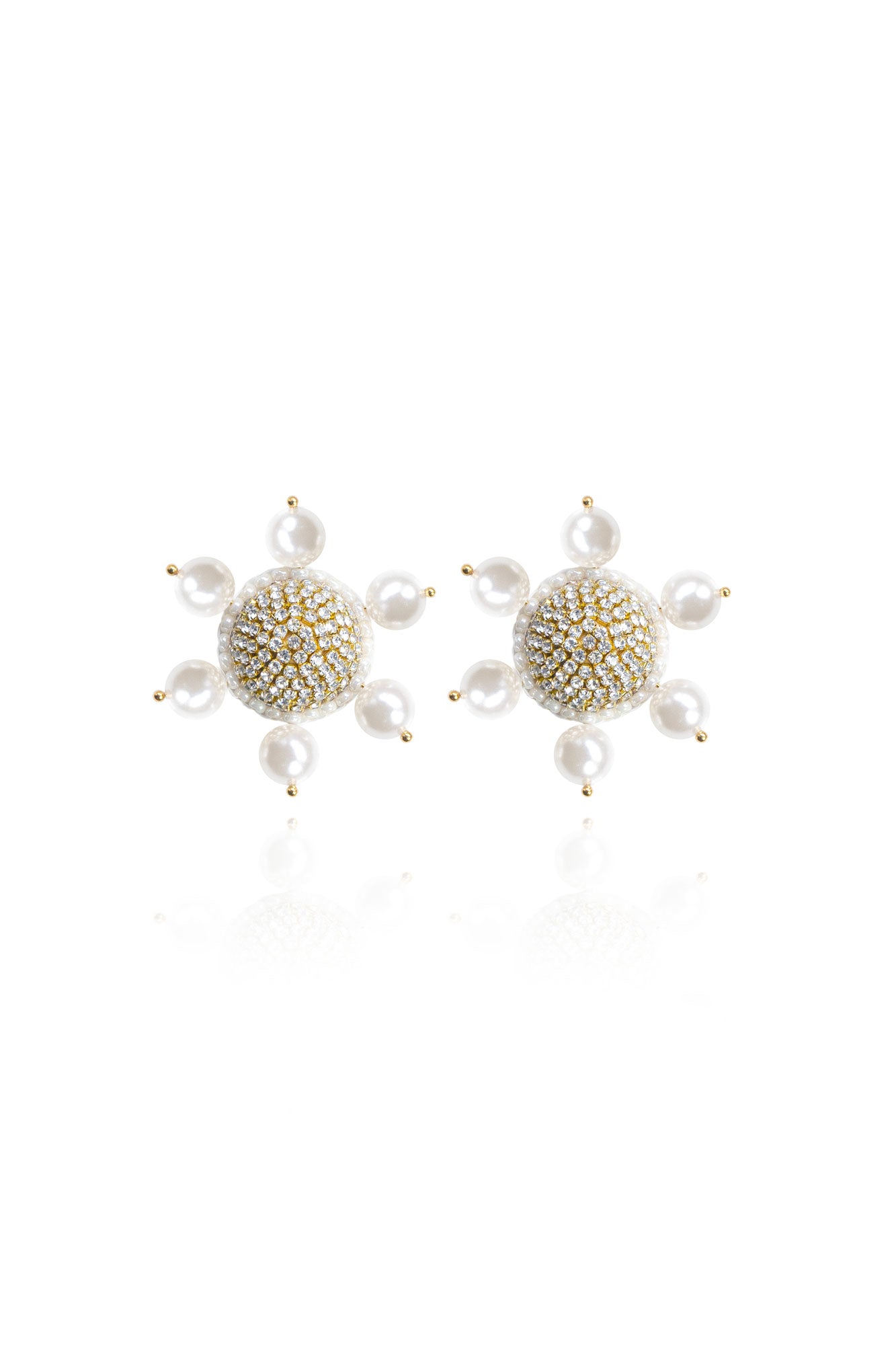 Saule Label Women's White / Gold Jolie Clip-on Earrings In White Pearl In White/gold