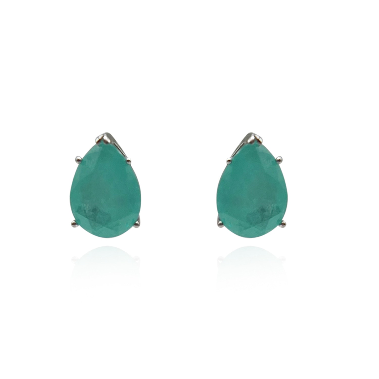 Women’s Green Emerald Cubic Zirconia Pear-Shaped Clip-On Earrings Set In Sterling Silver Michael Nash Jewelry