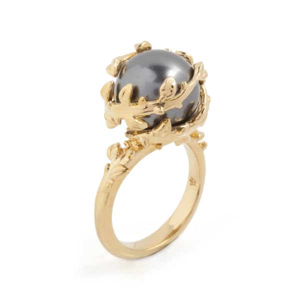 GUCCI WOMEN'S GOLD DARK GREY PEARL RING