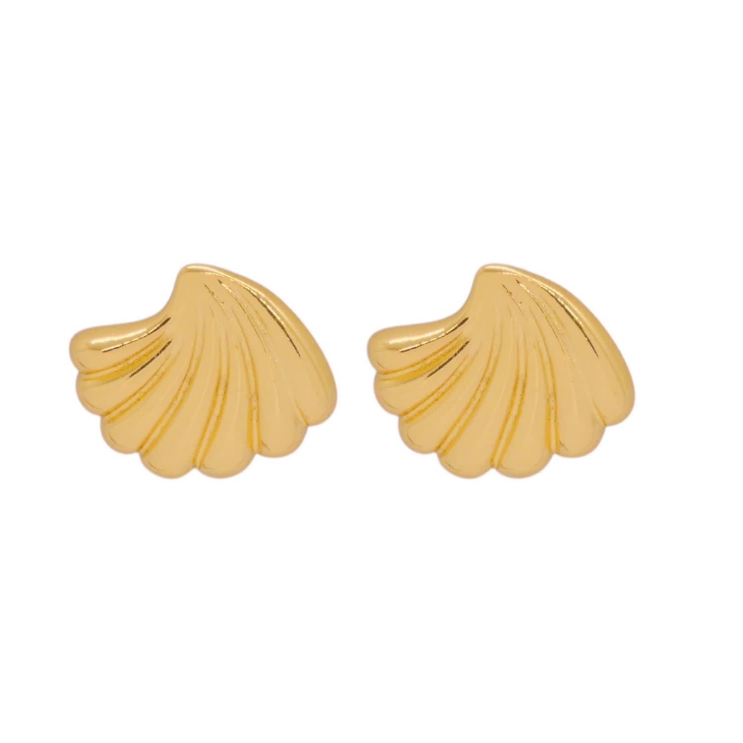 Valerie Chic Women's Gold Ariel Seashell Stud Earrings