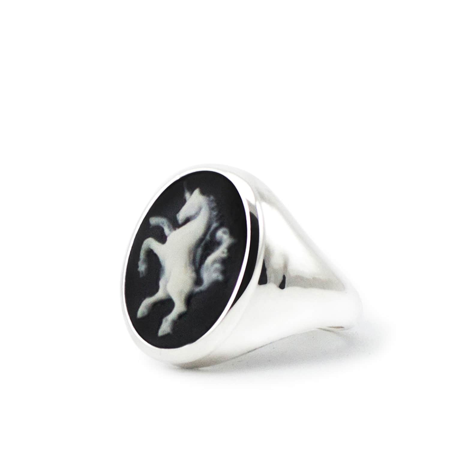 cameo ring