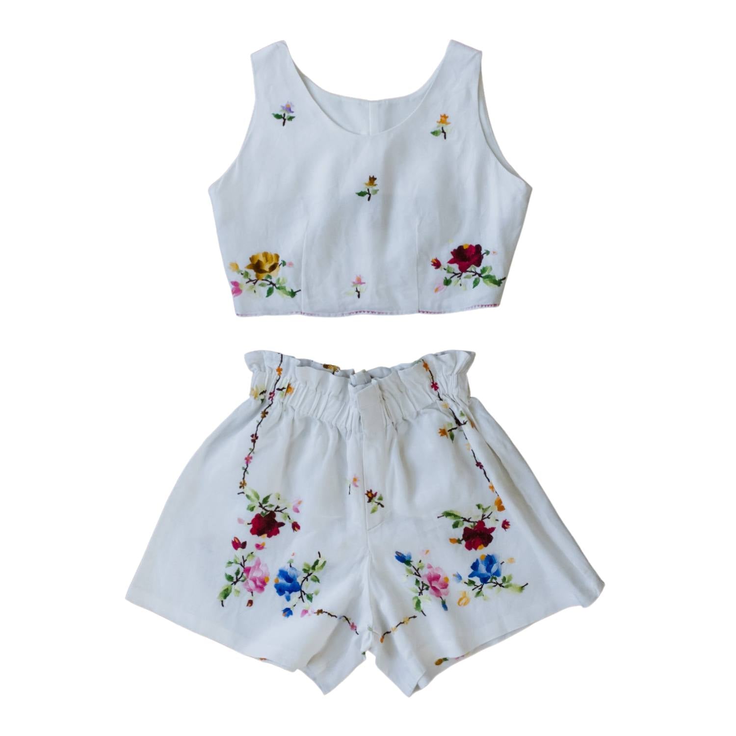 White Vintage Embroidery Rose Linen Summer Crop Top & Shorts Set Medium Sugar Cream Vintage