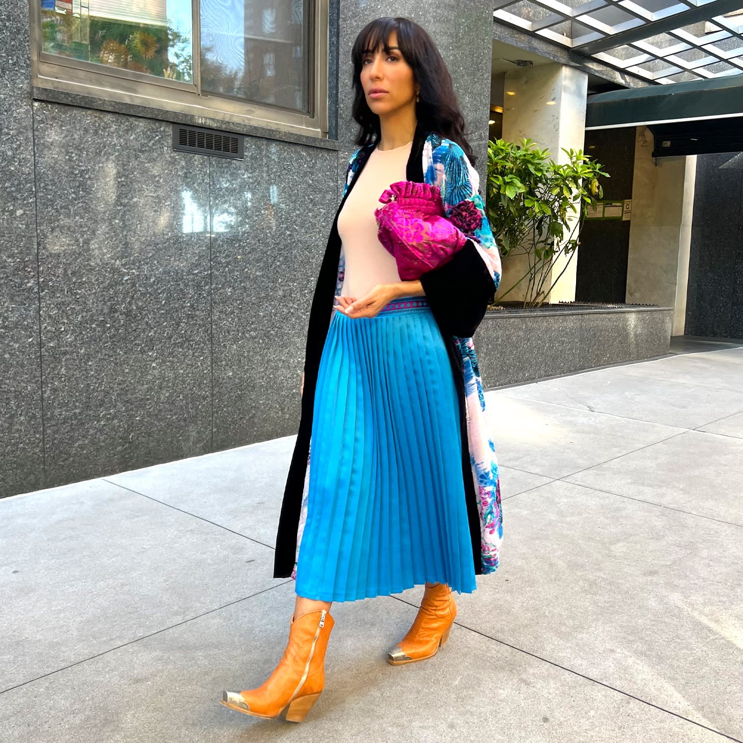Blue pleated midi skirt 2025