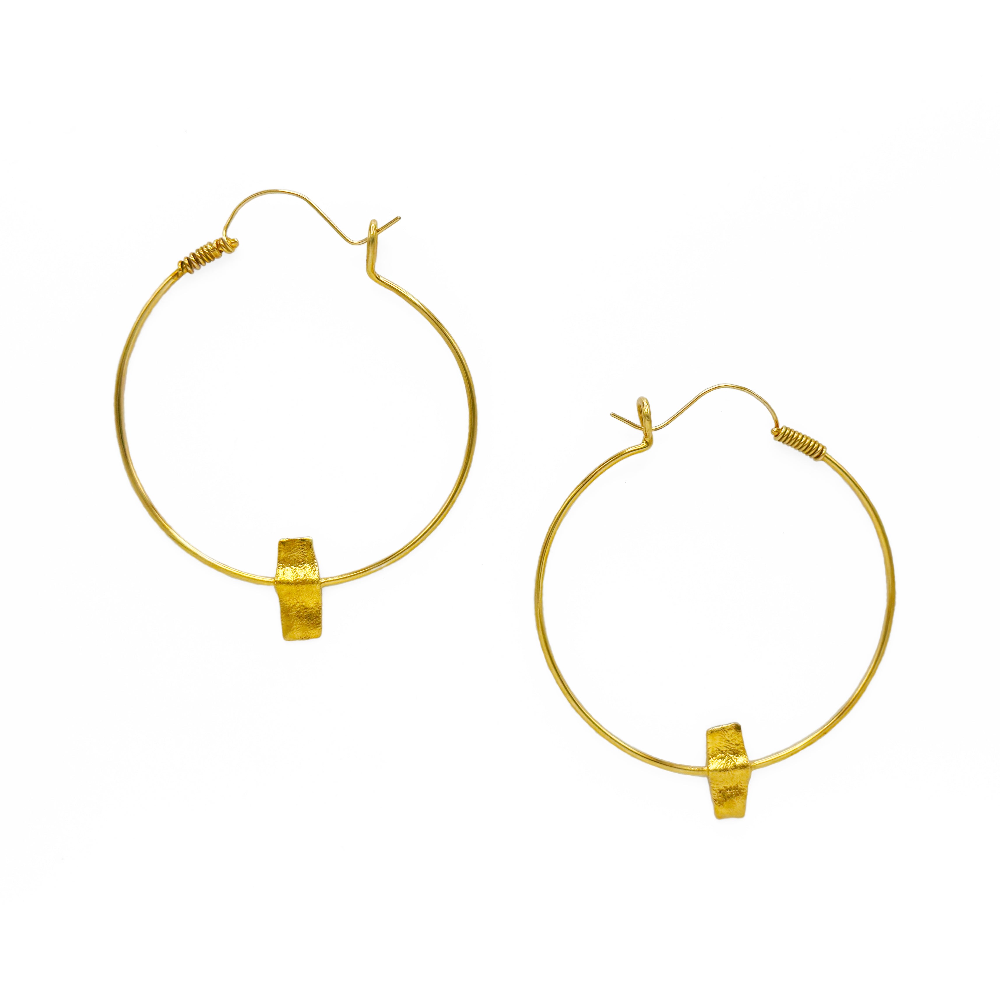 Gillian Trask Women's Maru Ribbon - Hoop Earrings - Gold Vermeil, Large
