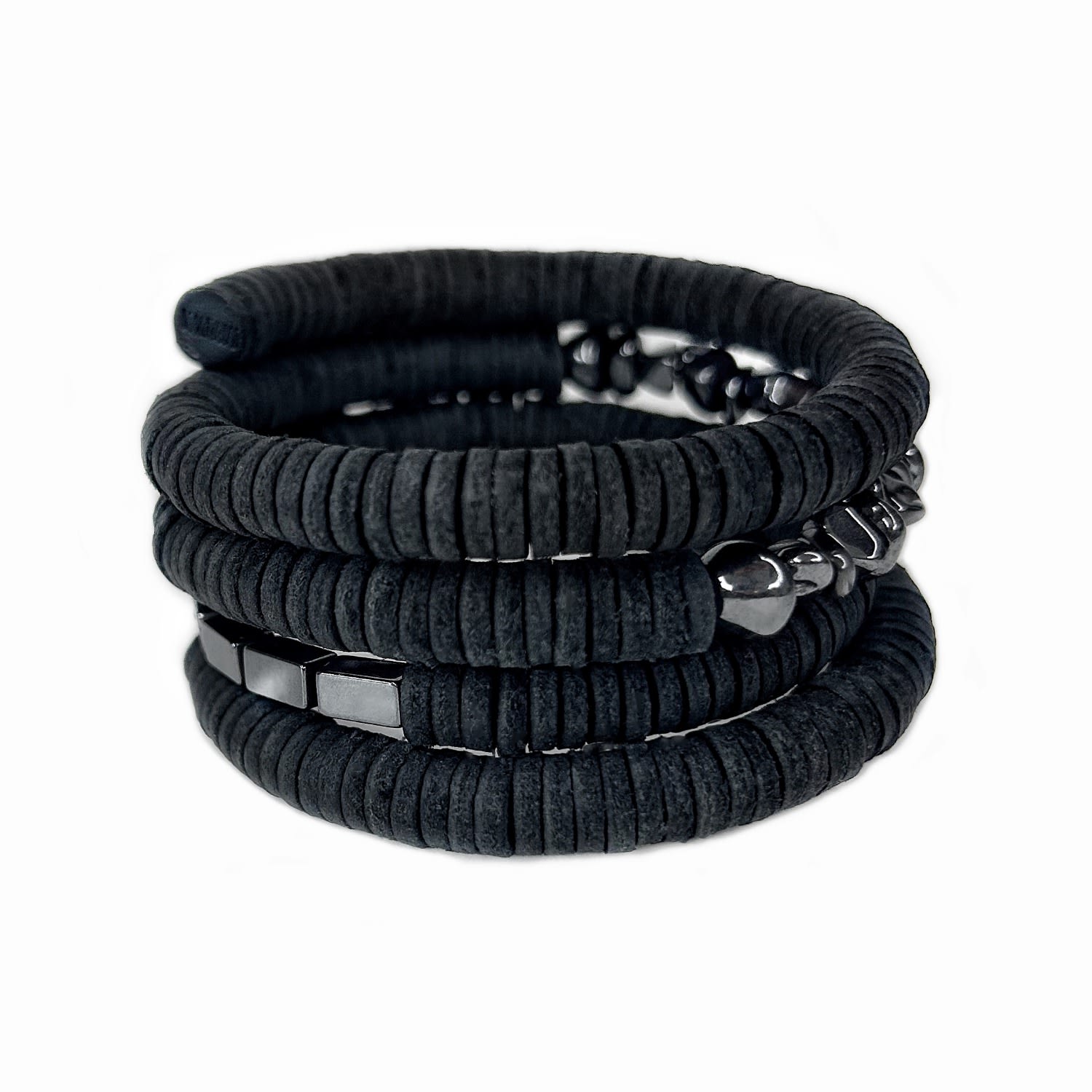 Waiwai Women's Black Continuous Coil Hematite Cuff In Black