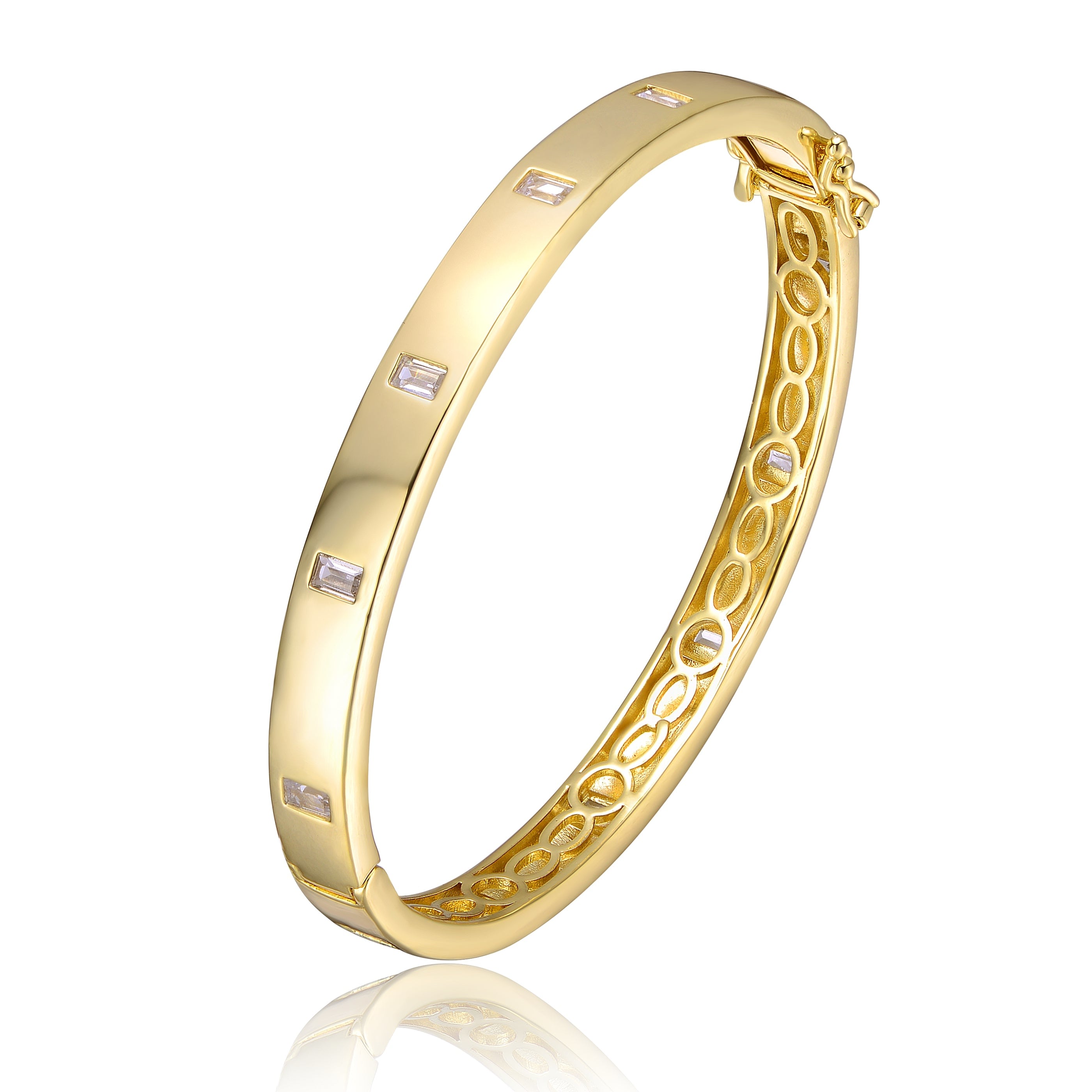 Genevive Jewelry Women's Gold Plated Bezel Set With Clear Cubic Zirconia Bangle Bracelet In Gold