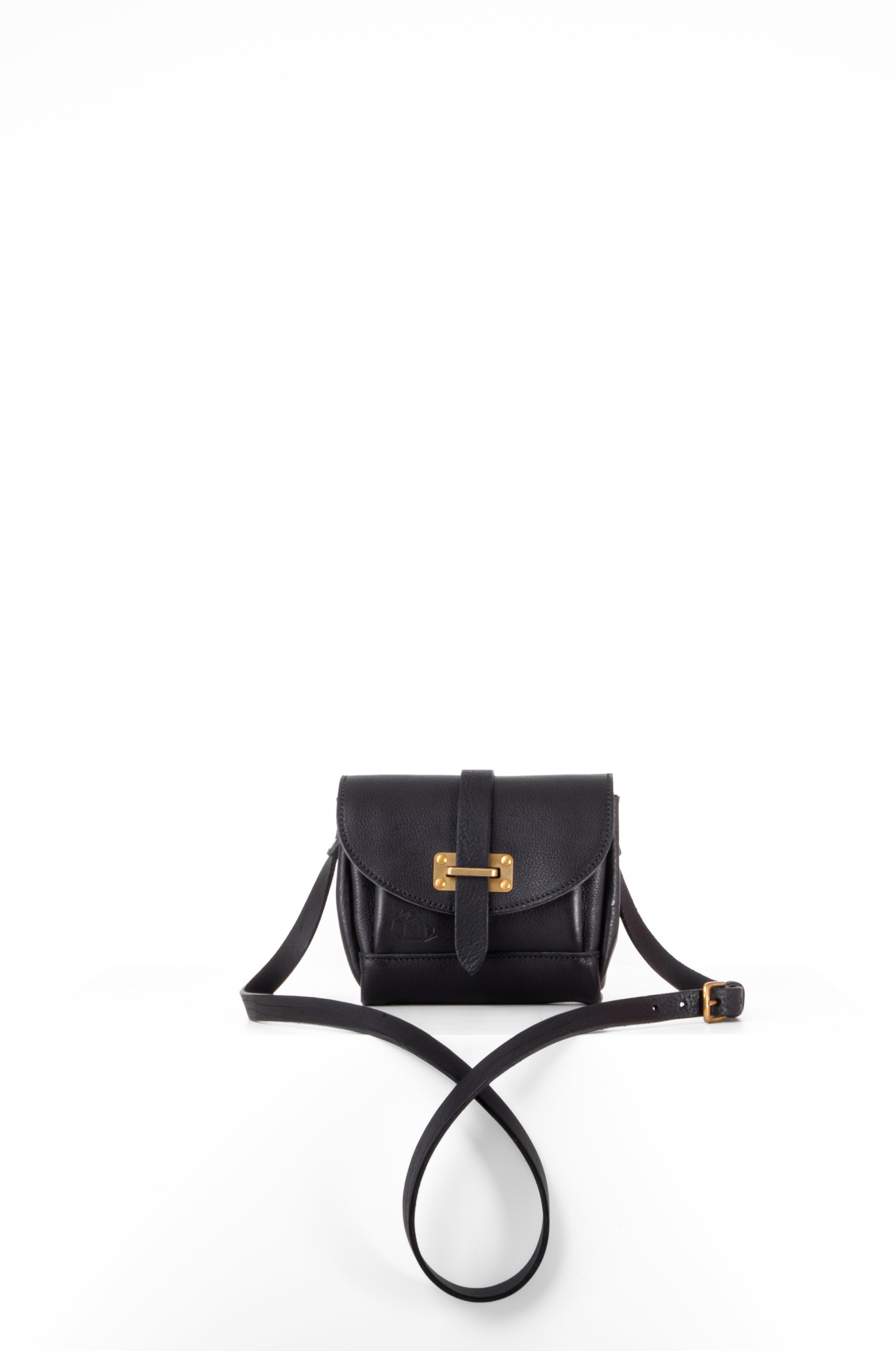 Navvy Women's Chirk - Black Leather Crossbody Bag In Black