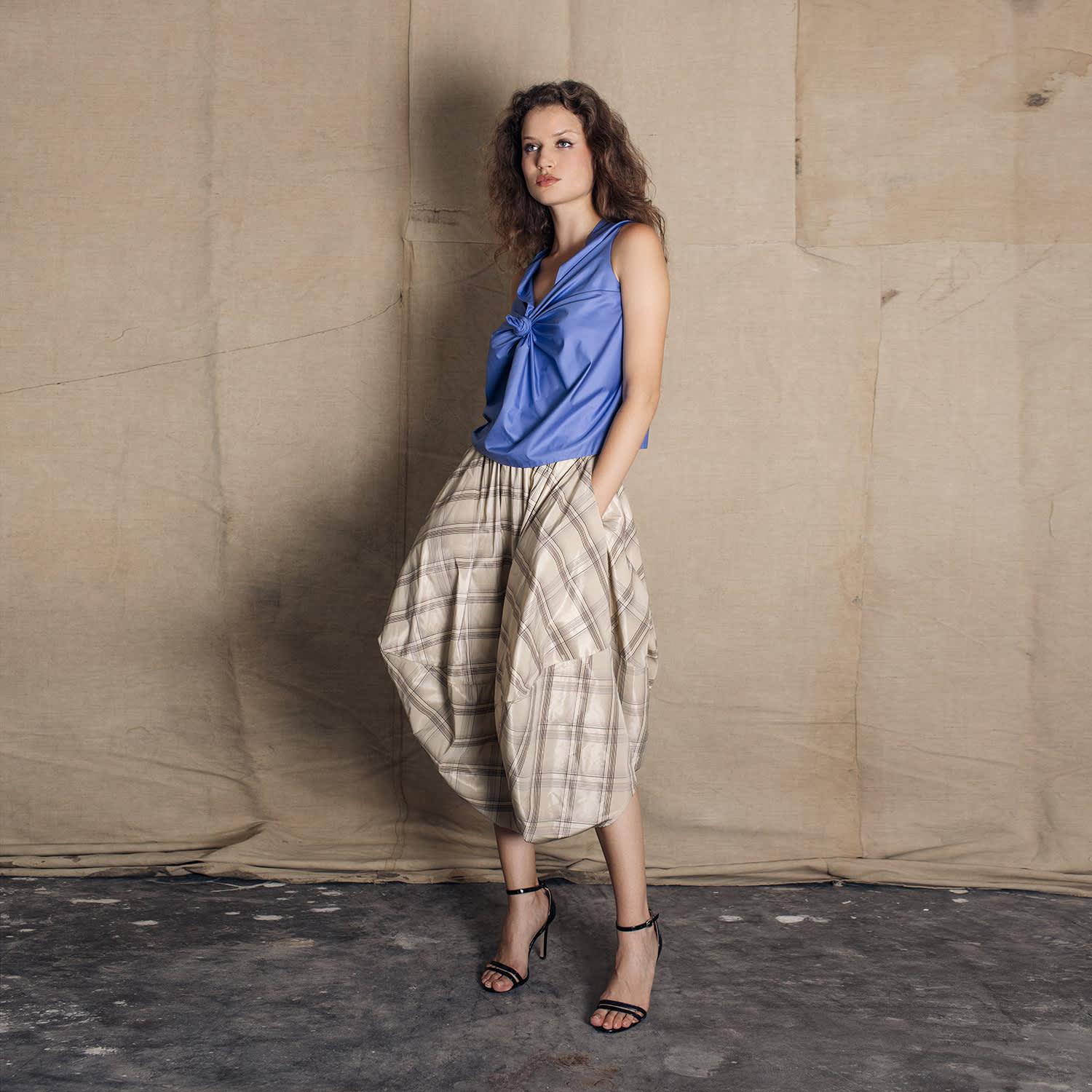 Balloon Skirt In Beige Taffeta | Bianca Popp | Wolf & Badger