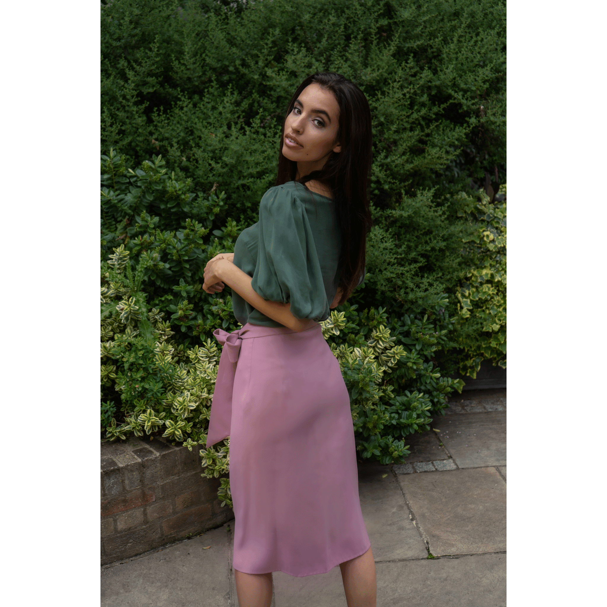 【yo BIOTOP】cupro gather puff blouse yo BIOTOP】cupro gather puff blouse - メルカリ