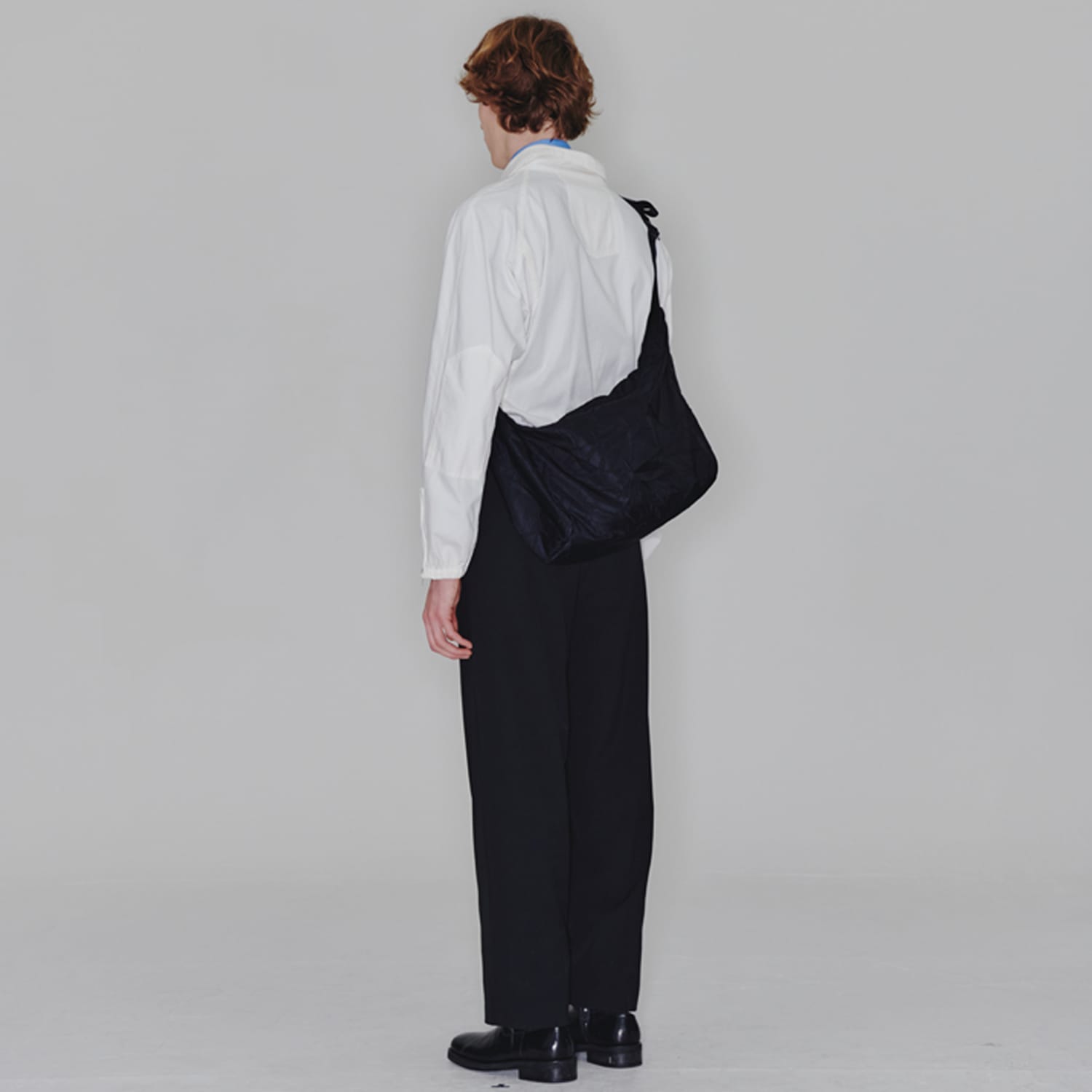 Ark Messenger Bag - Crease Black | HAH ARCHIVE | Wolf & Badger