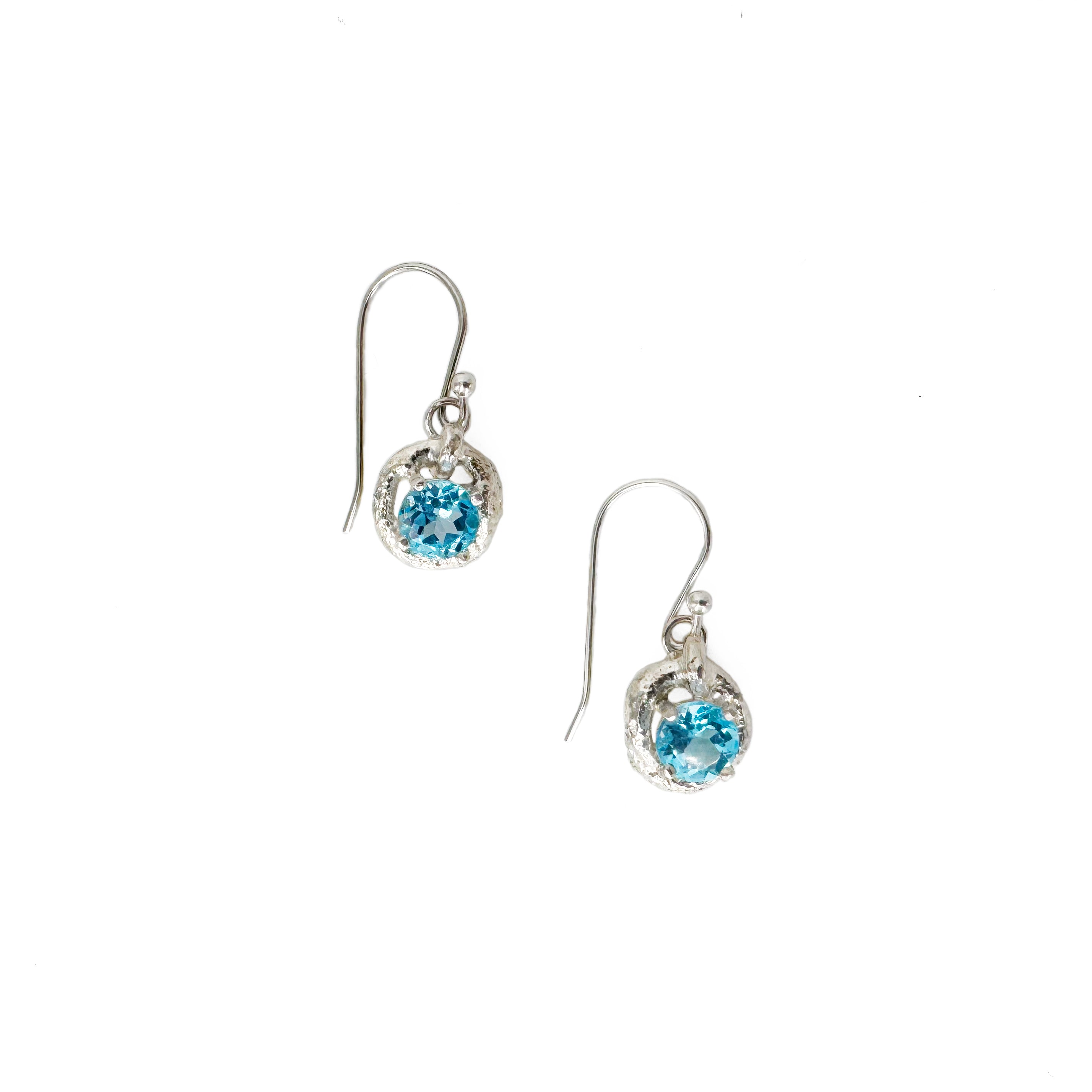 Gillian Trask Women's Blue / Silver Rhythm Drop Earrings - Swiss Blue Topaz
